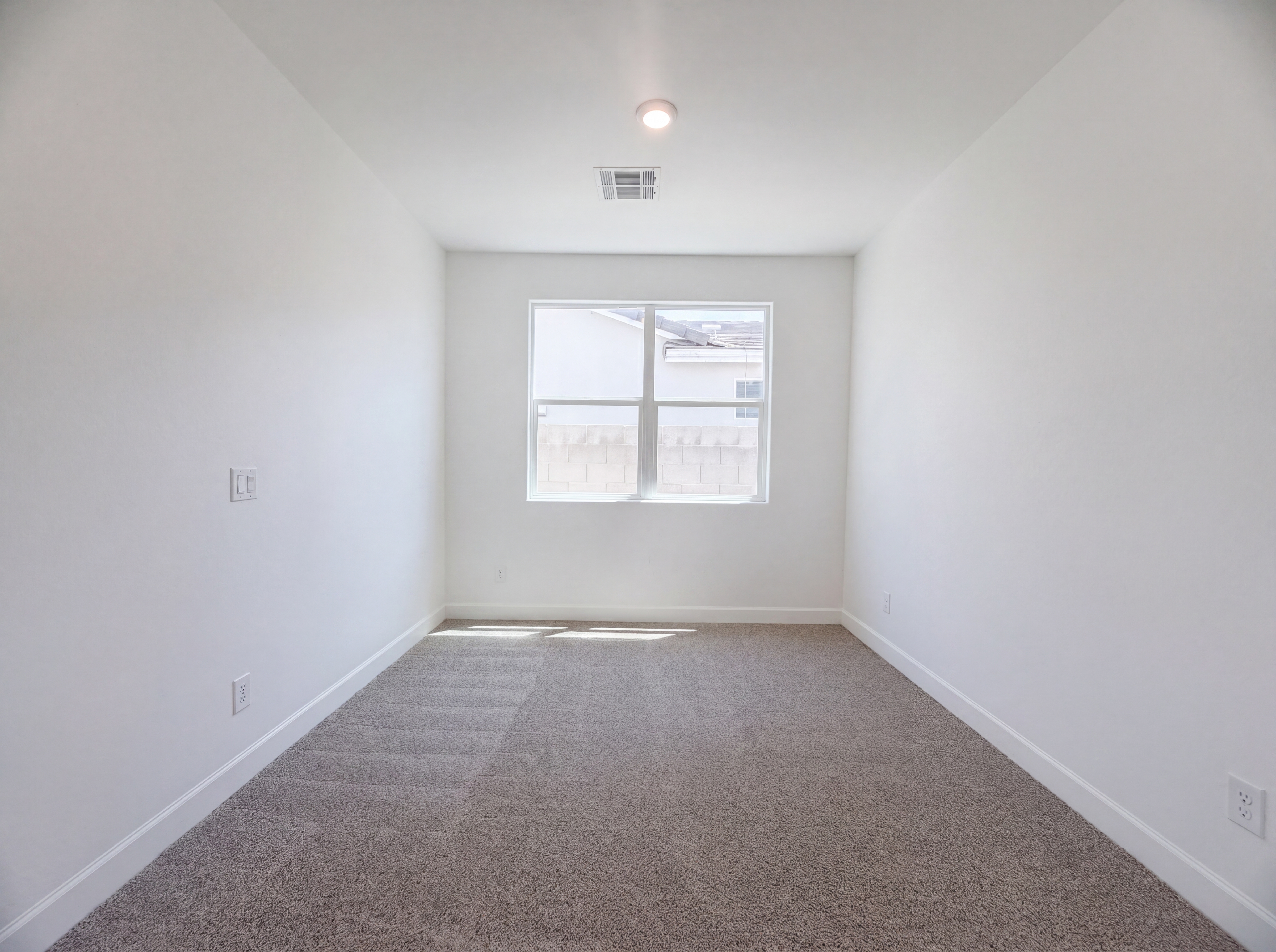 Photo 12 of 21 of 37647 N Bentgrass Rd, San Tan Valley, AZ