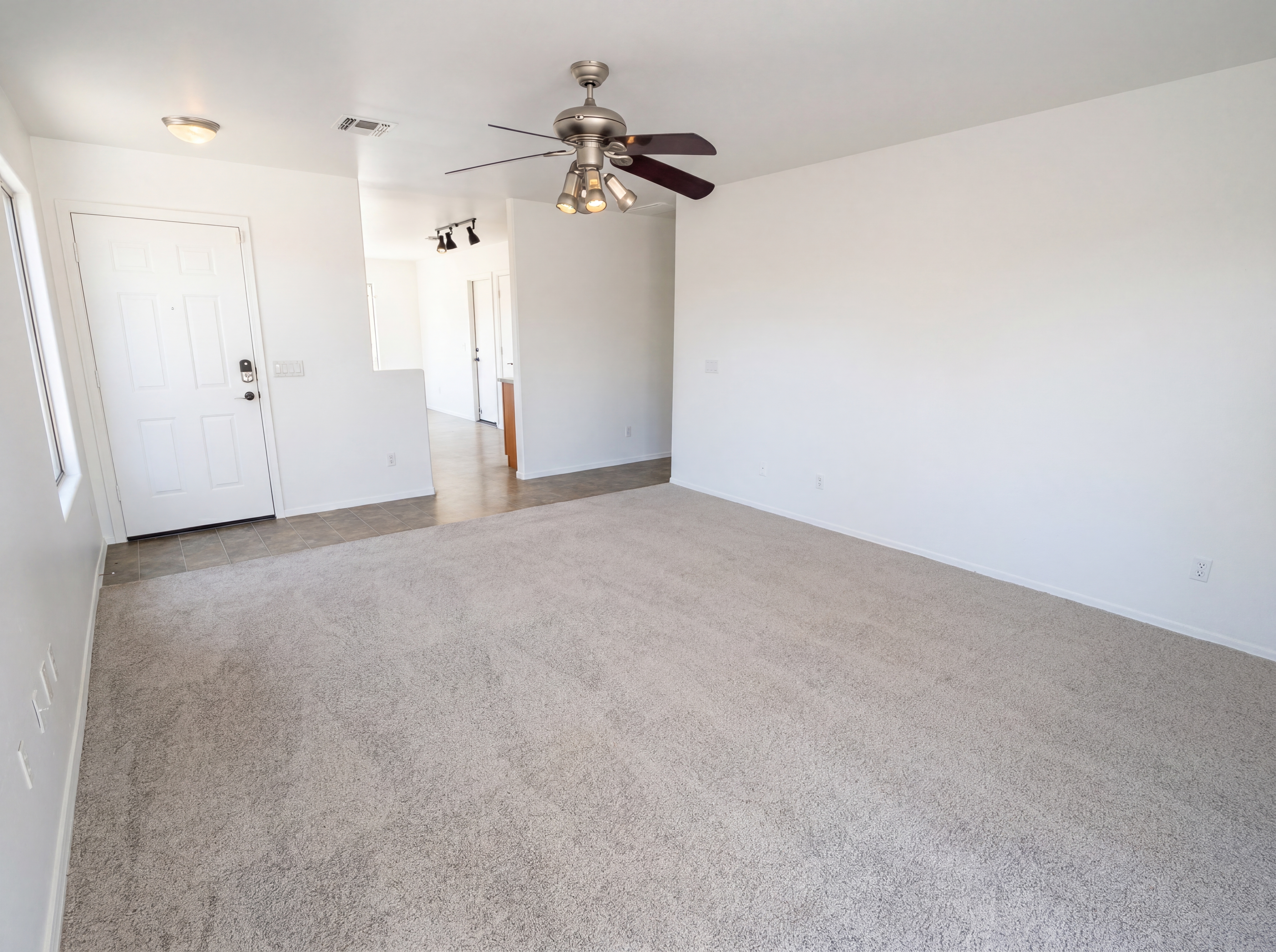Photo 3 of 20 of 13702 W Marissa Dr, Litchfield Park, AZ