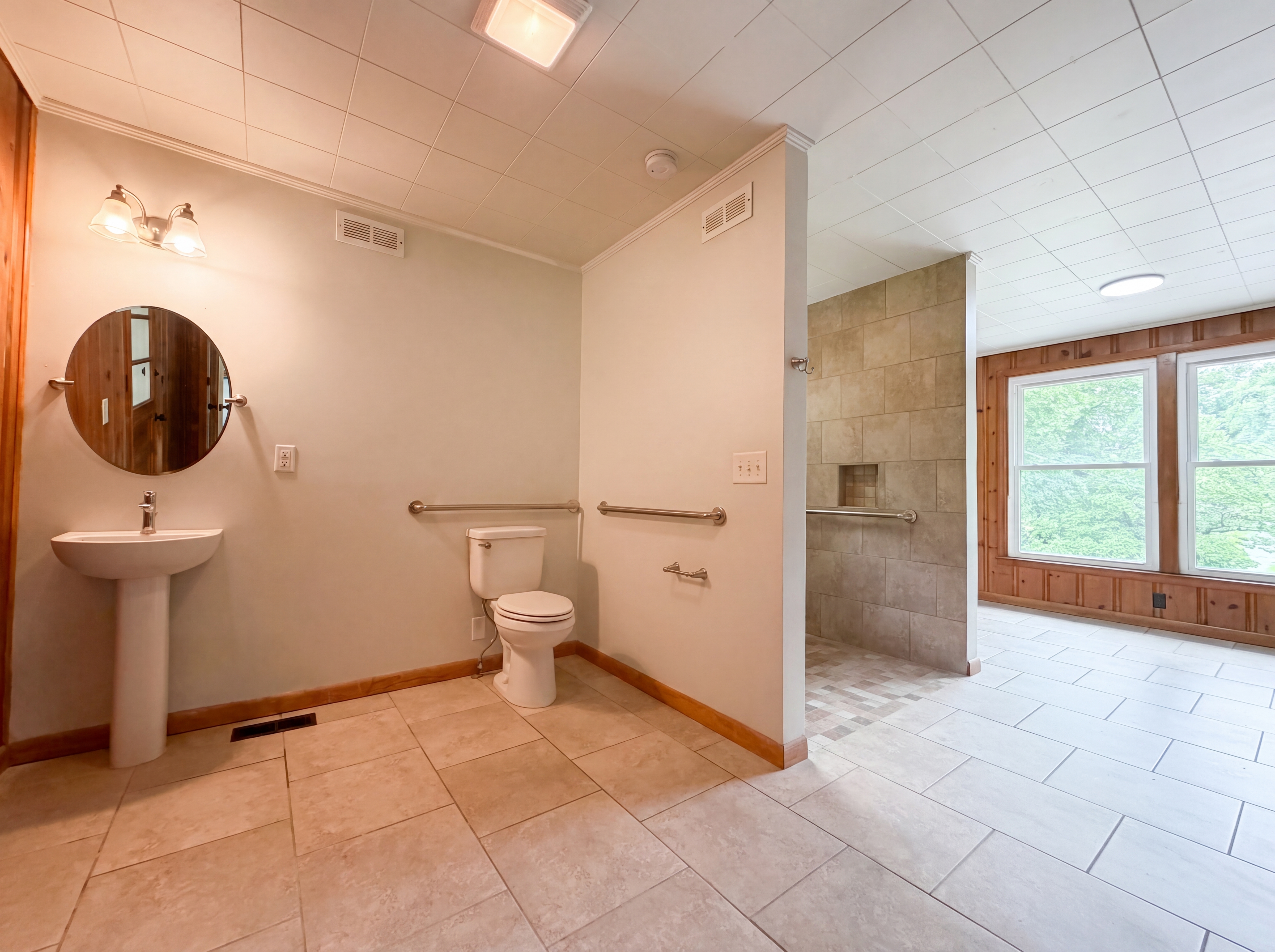 Photo 13 of 18 of 724 Woodmere Dr, Nashville, TN