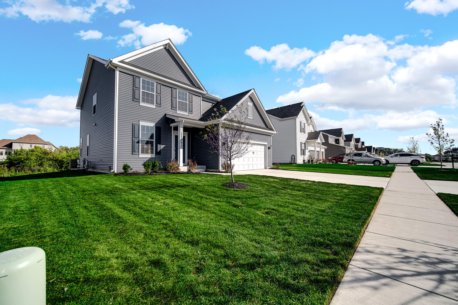 Photo 2 of 41 of 11453 Clyde Dr, Crown Point, IN