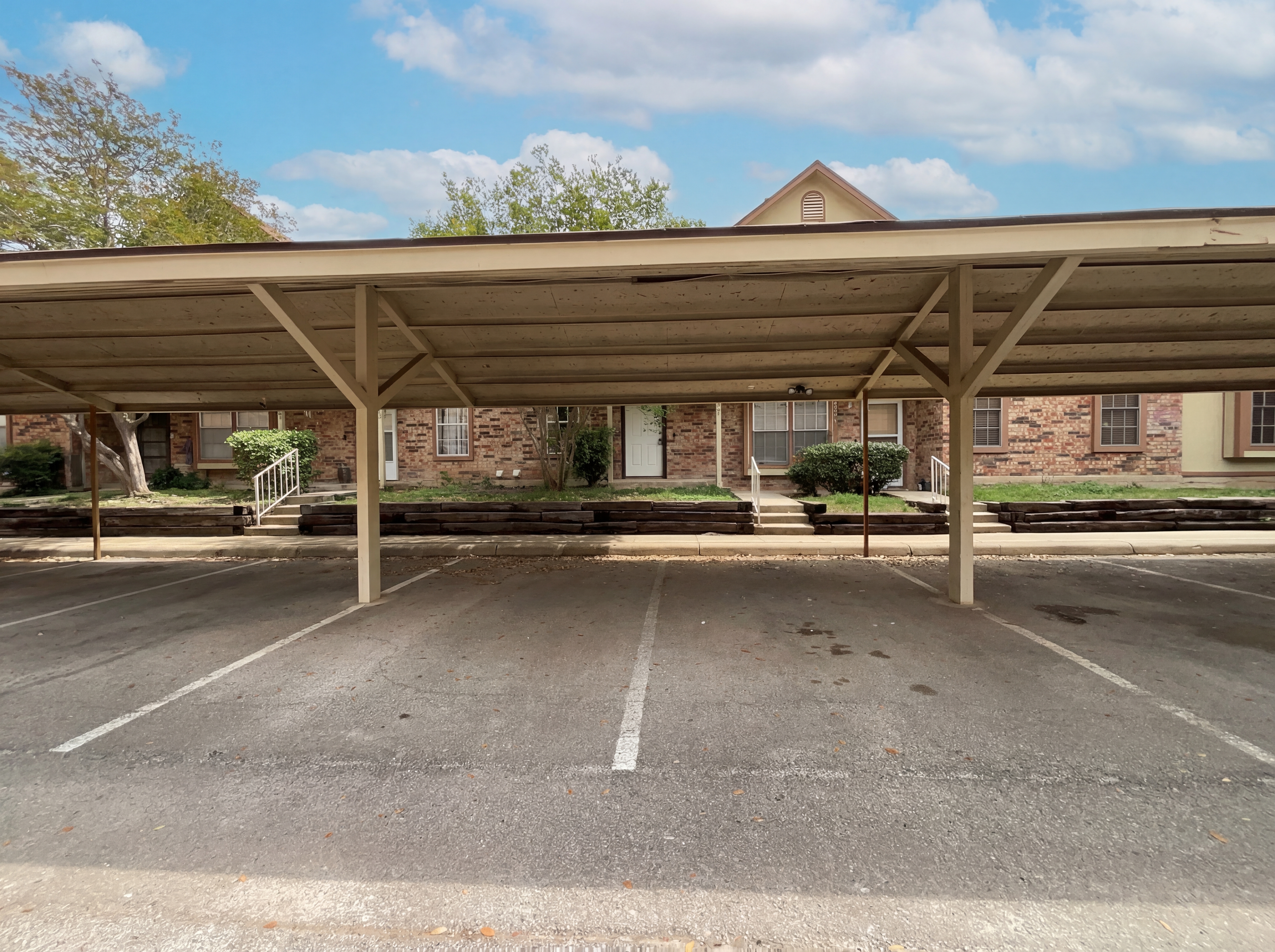 Photo 6 of 21 of 7880 Micron Dr, San Antonio, TX