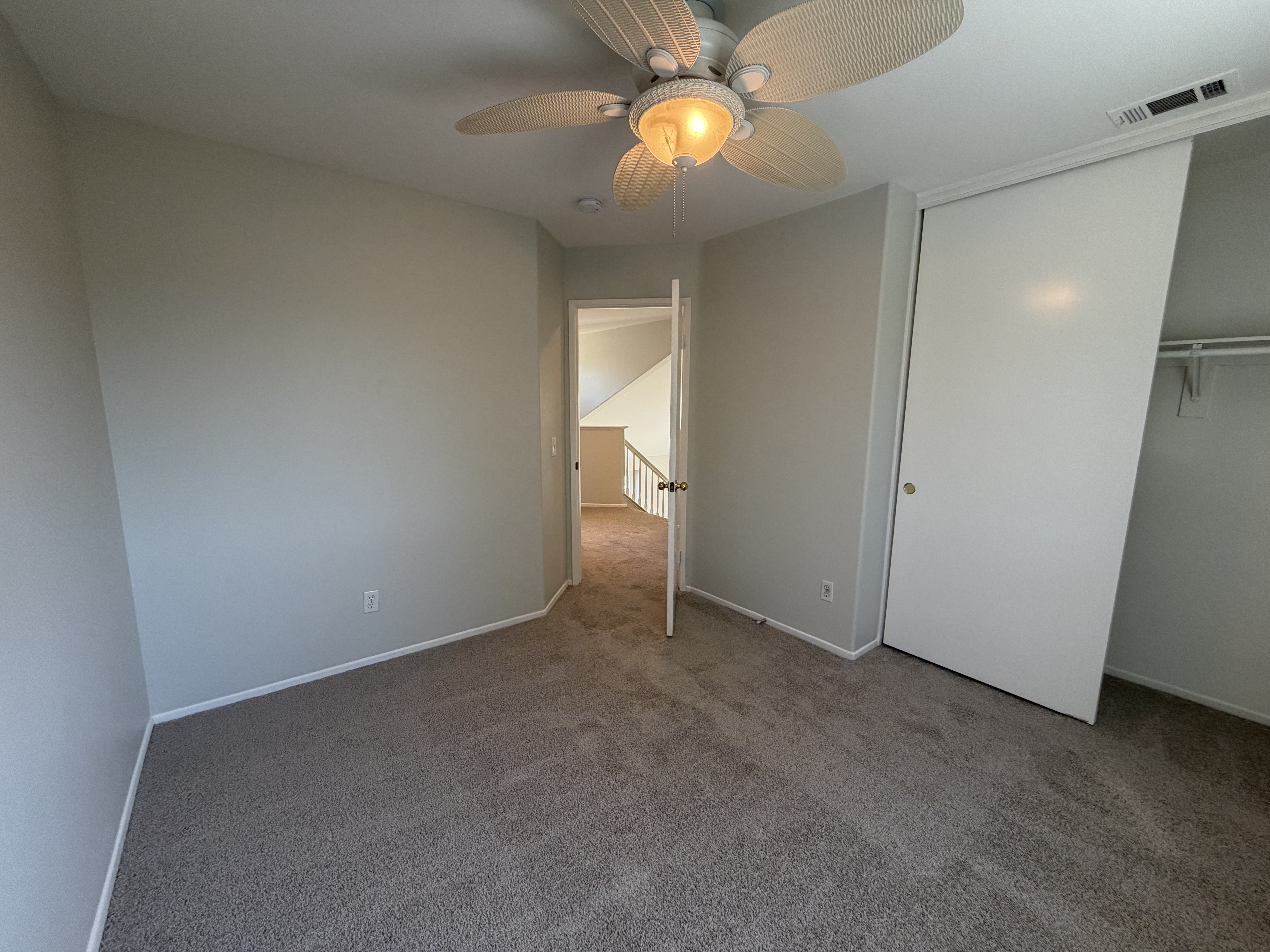 Photo 6 of 26 of 33825 Glenoaks Dr, Yucaipa, CA