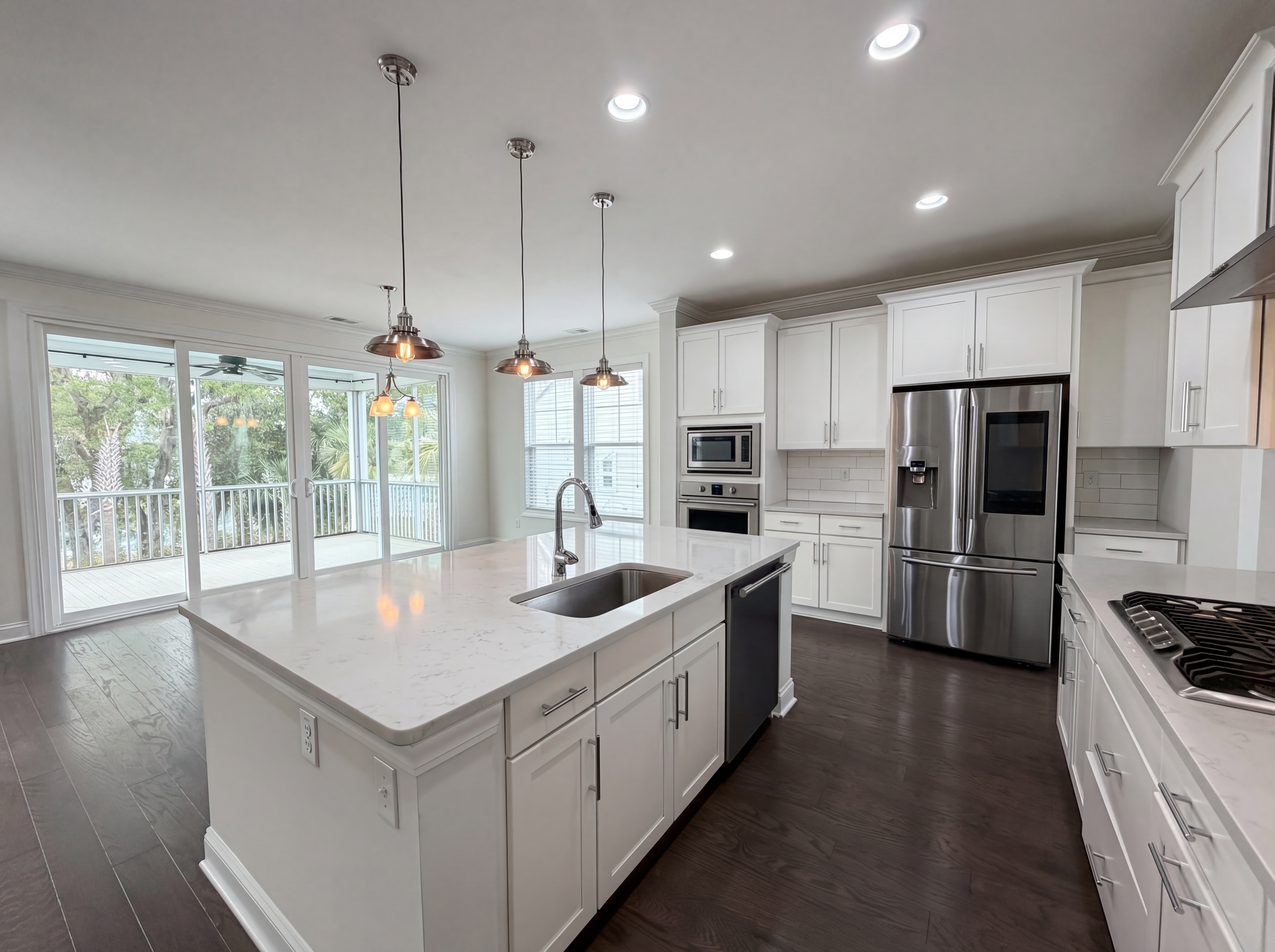 Photo 9 of 23 of 1557 Fort Palmetto Cir, Mount Pleasant, SC