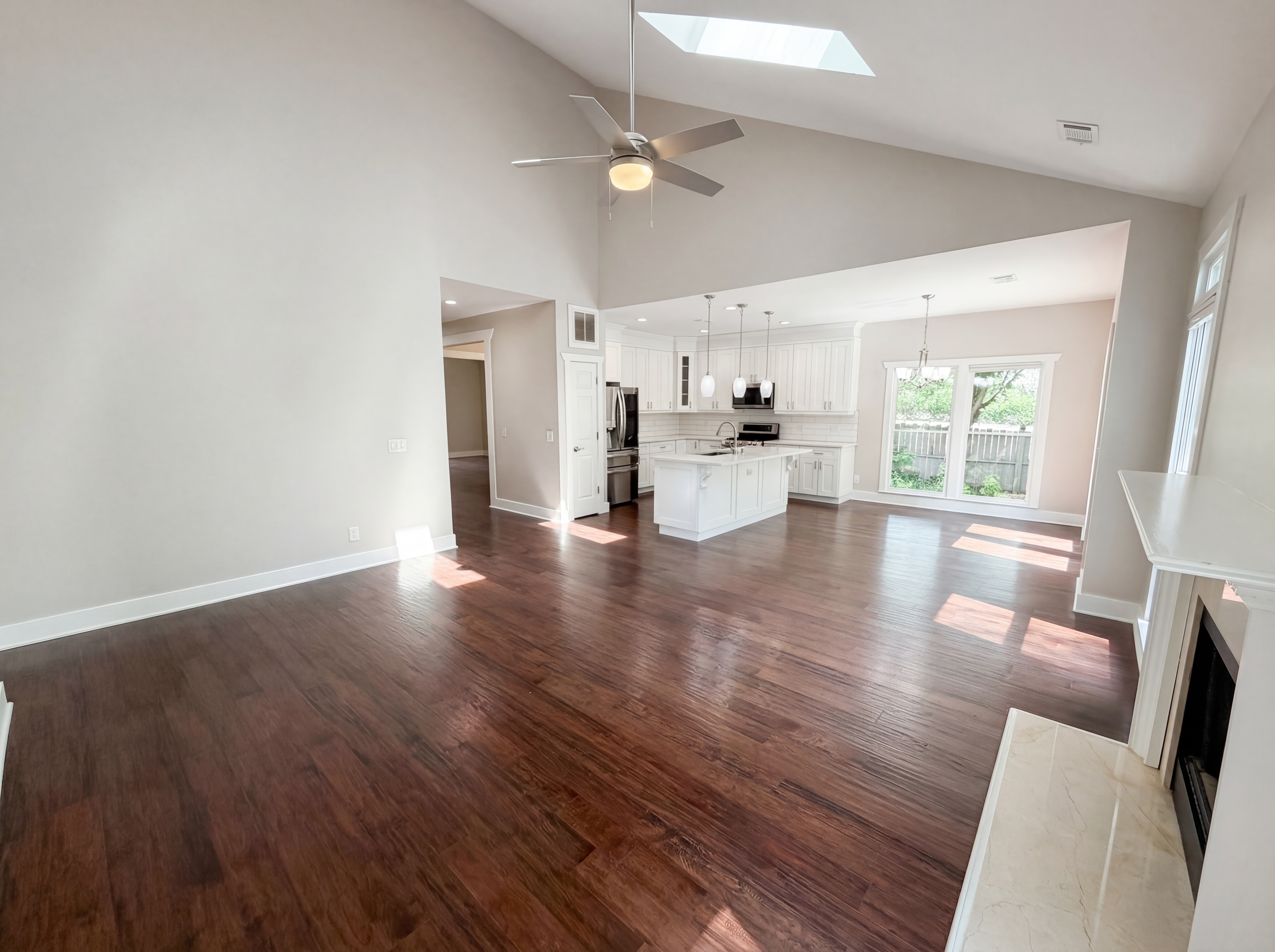Photo 30 of 44 of 4000 Amberley Ln, Marietta, GA
