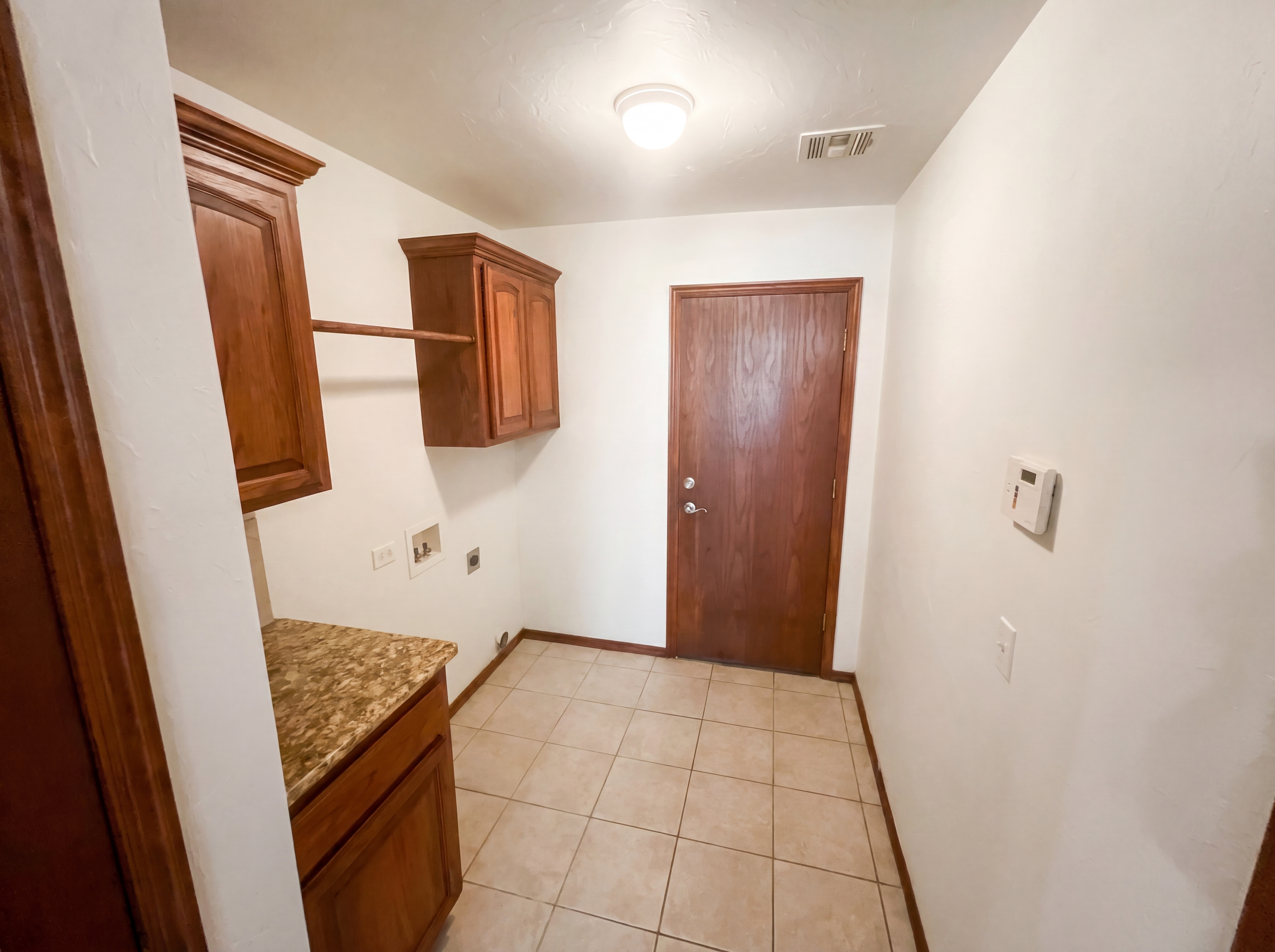 Photo 17 of 21 of 13808 S Robinson Ave, Oklahoma City, OK
