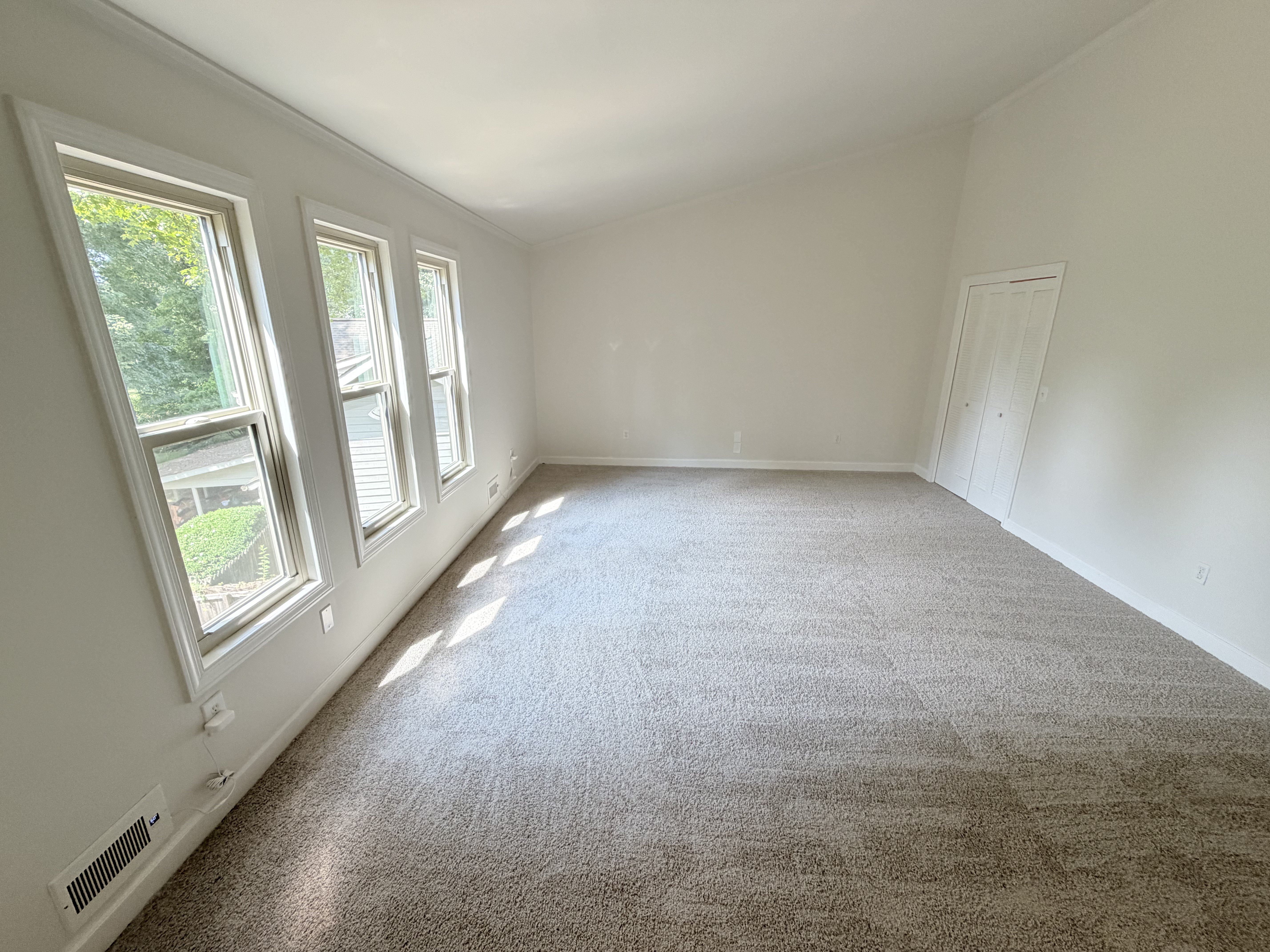 Photo 4 of 40 of 3962 Spalding Holw, Peachtree Corners, GA
