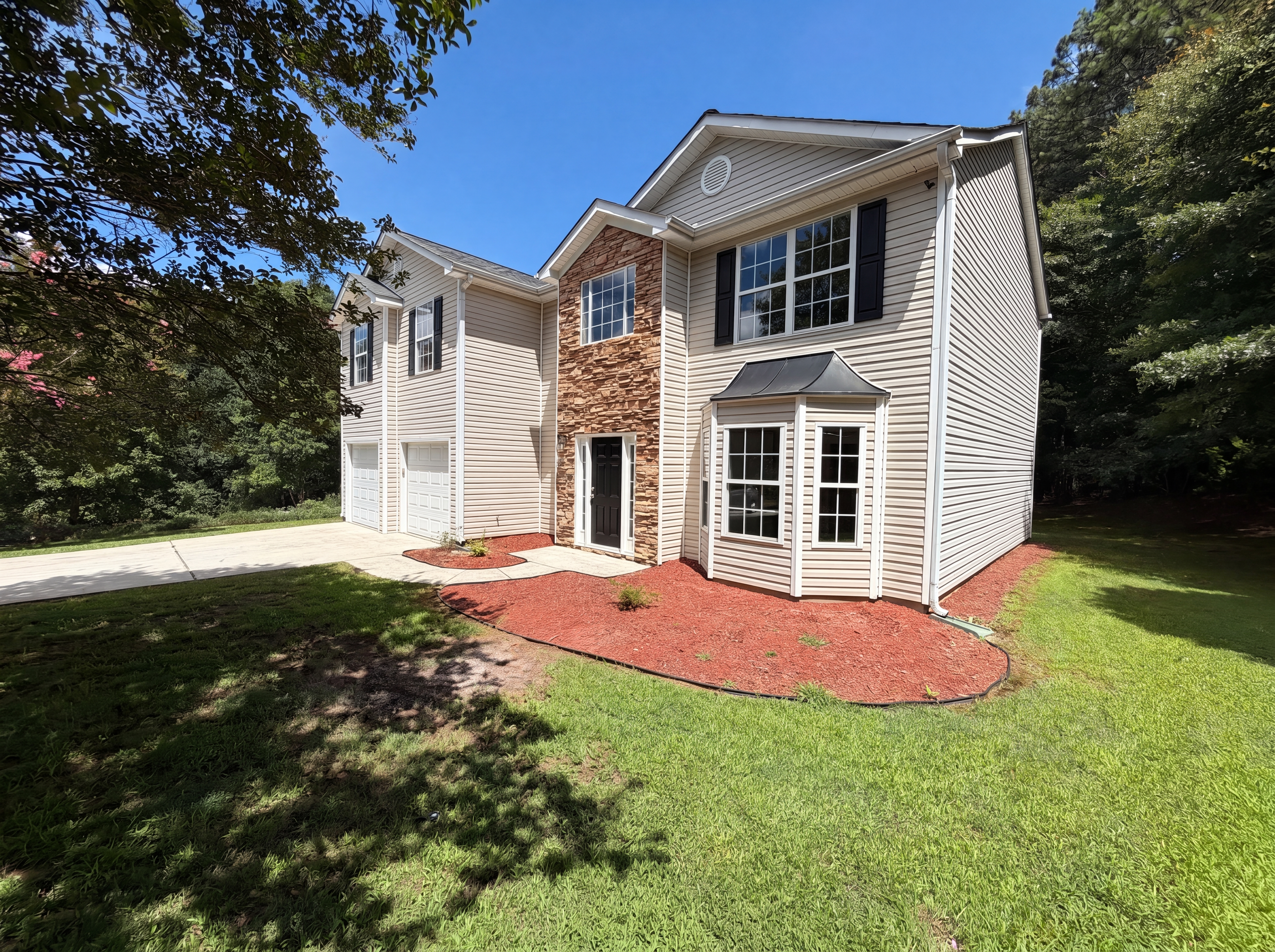 Photo 22 of 25 of 3582 Coveside Ct, Loganville, GA