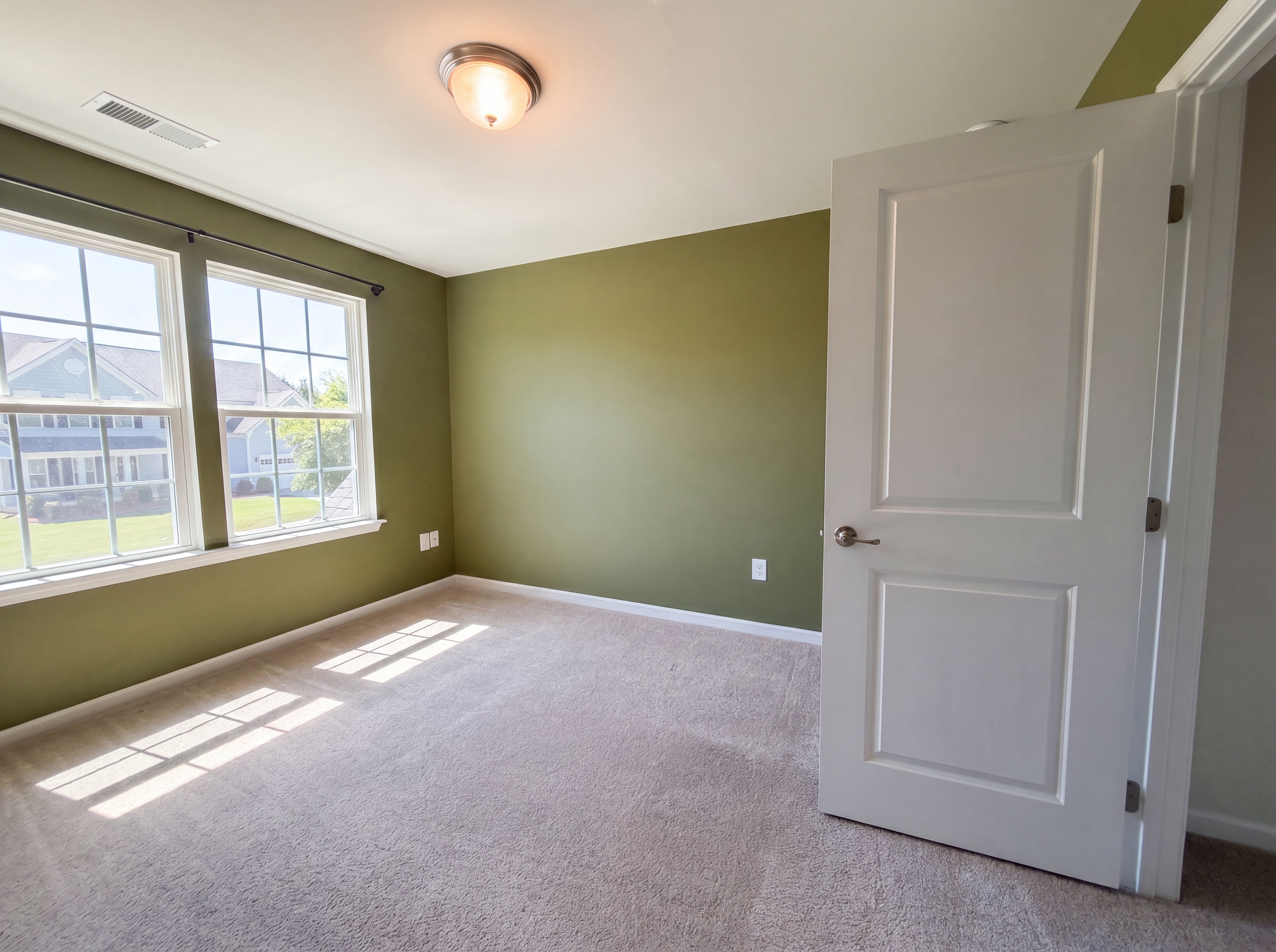 Photo 13 of 27 of 1563 Callahan Rd, Fort Mill, SC