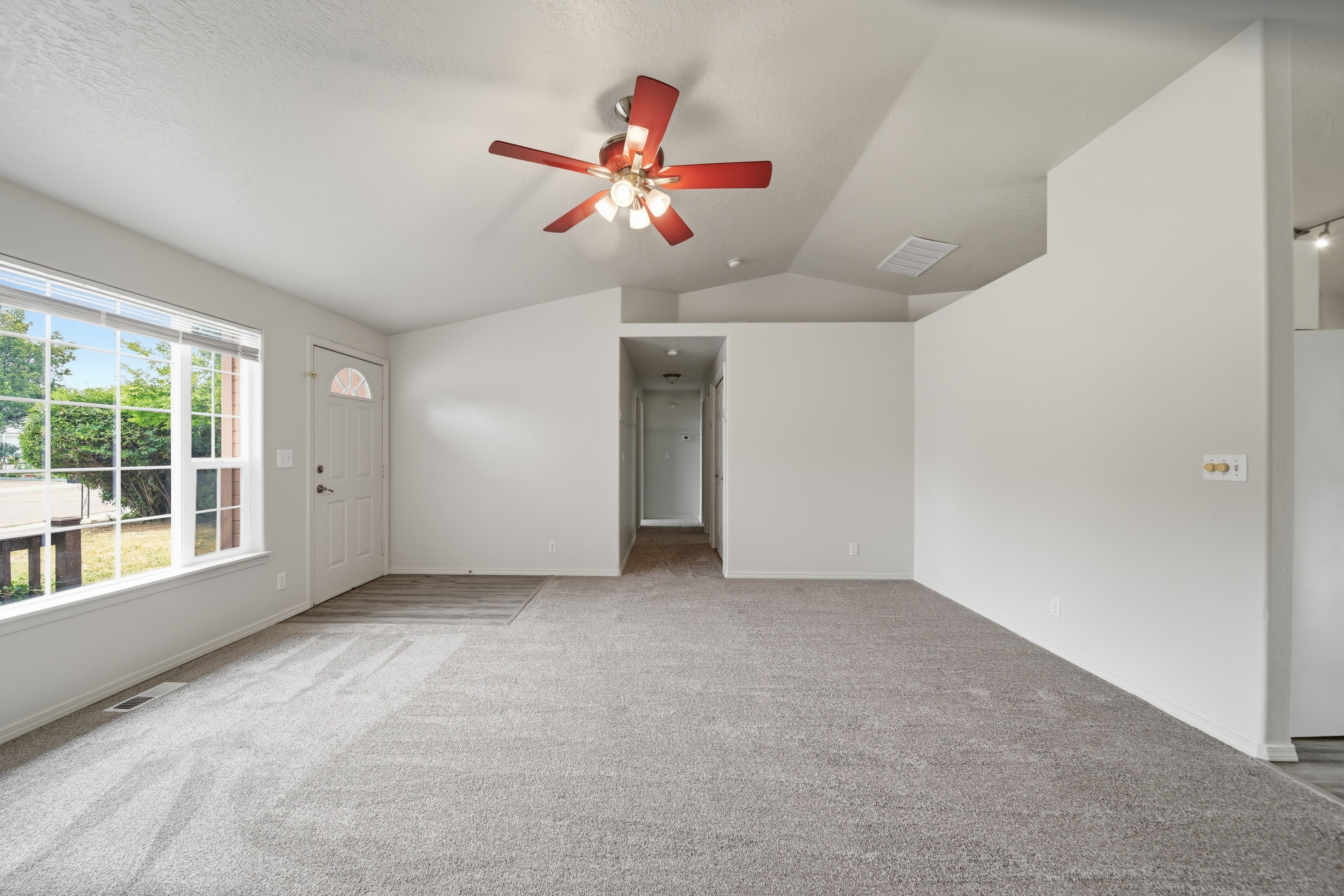 Photo 6 of 30 of 691 N Tidwell Way, Meridian, ID