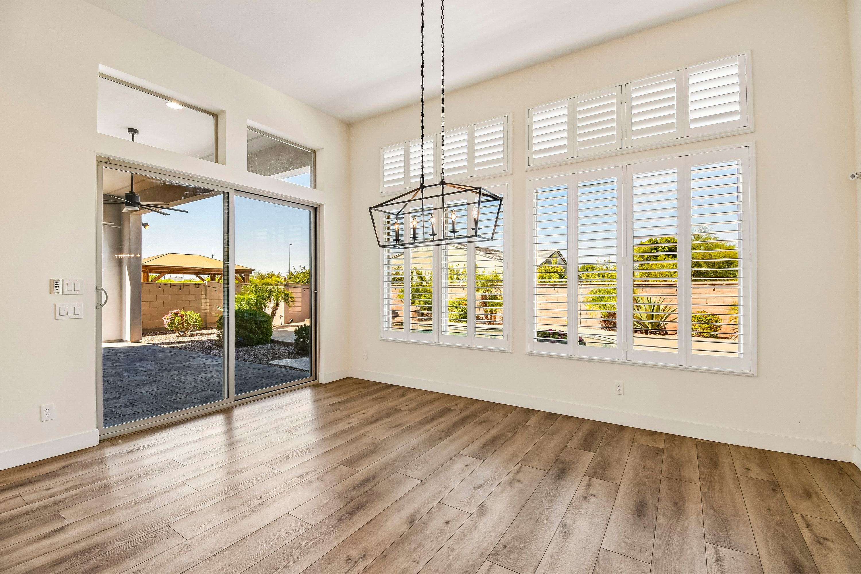 Photo 13 of 32 of 6138 S Granite St, Gilbert, AZ