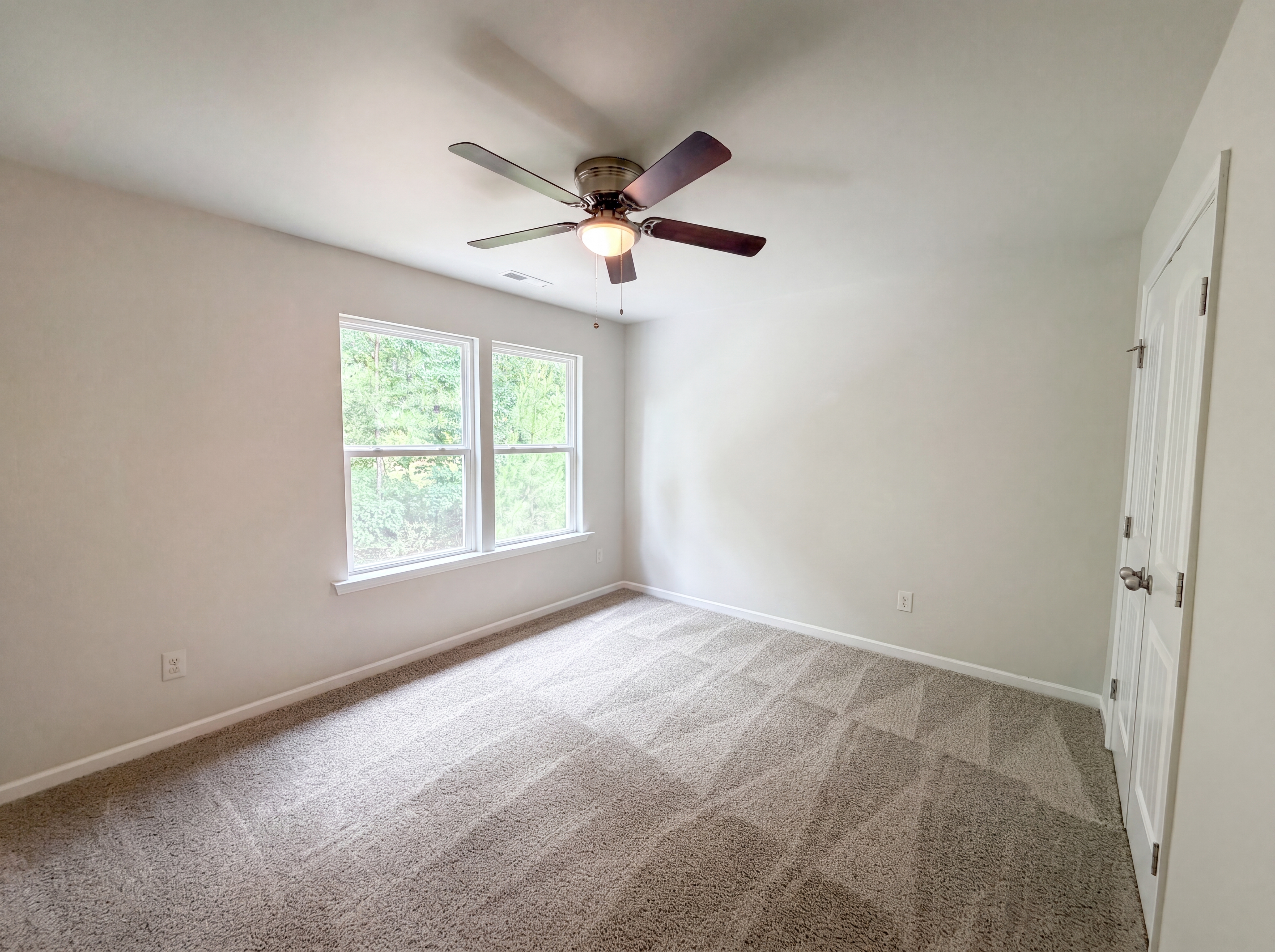 Photo 8 of 17 of 612 Turmeric Ln, Durham, NC