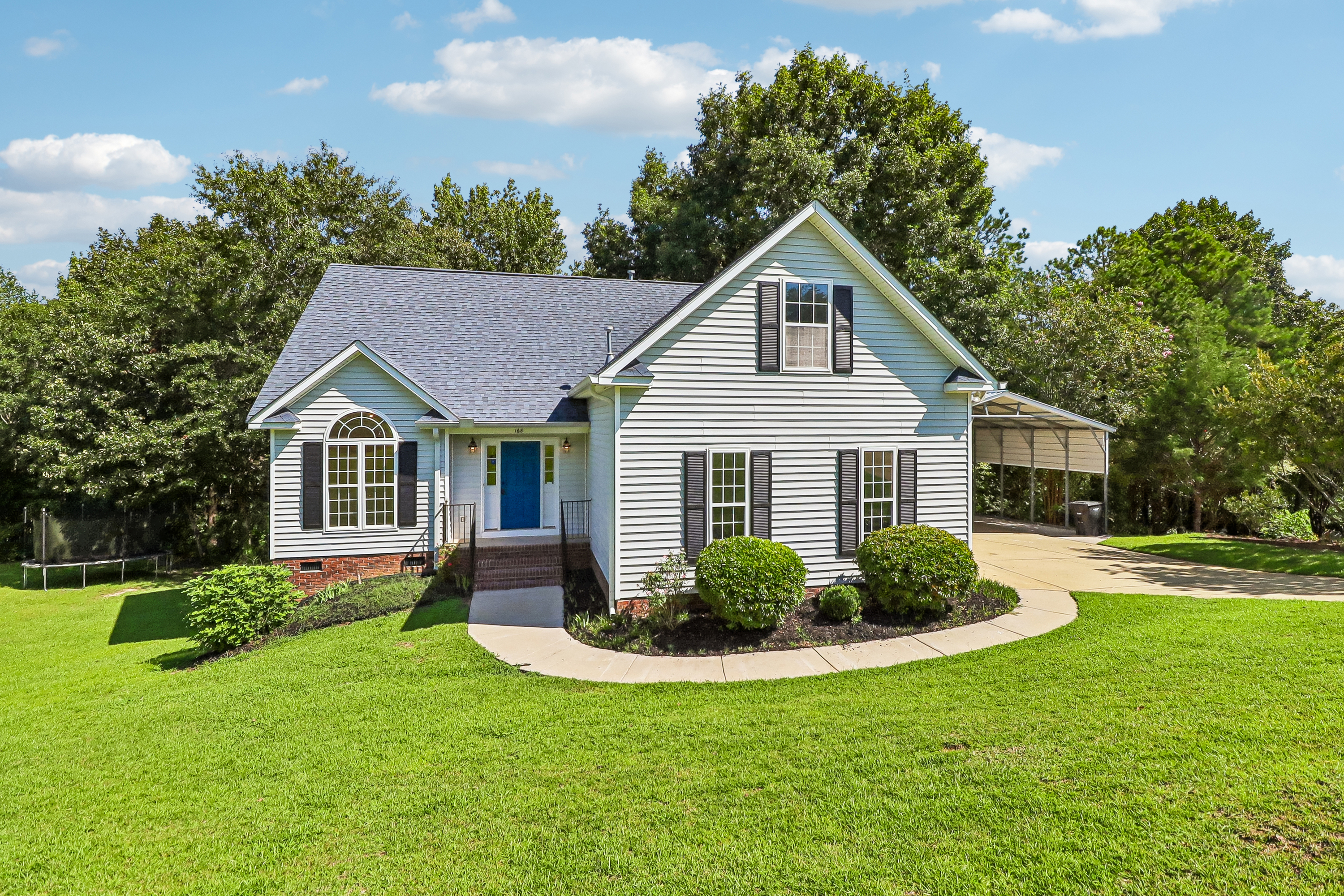 Photo 23 of 44 of 168 Hollow Tree Ct, Lugoff, SC