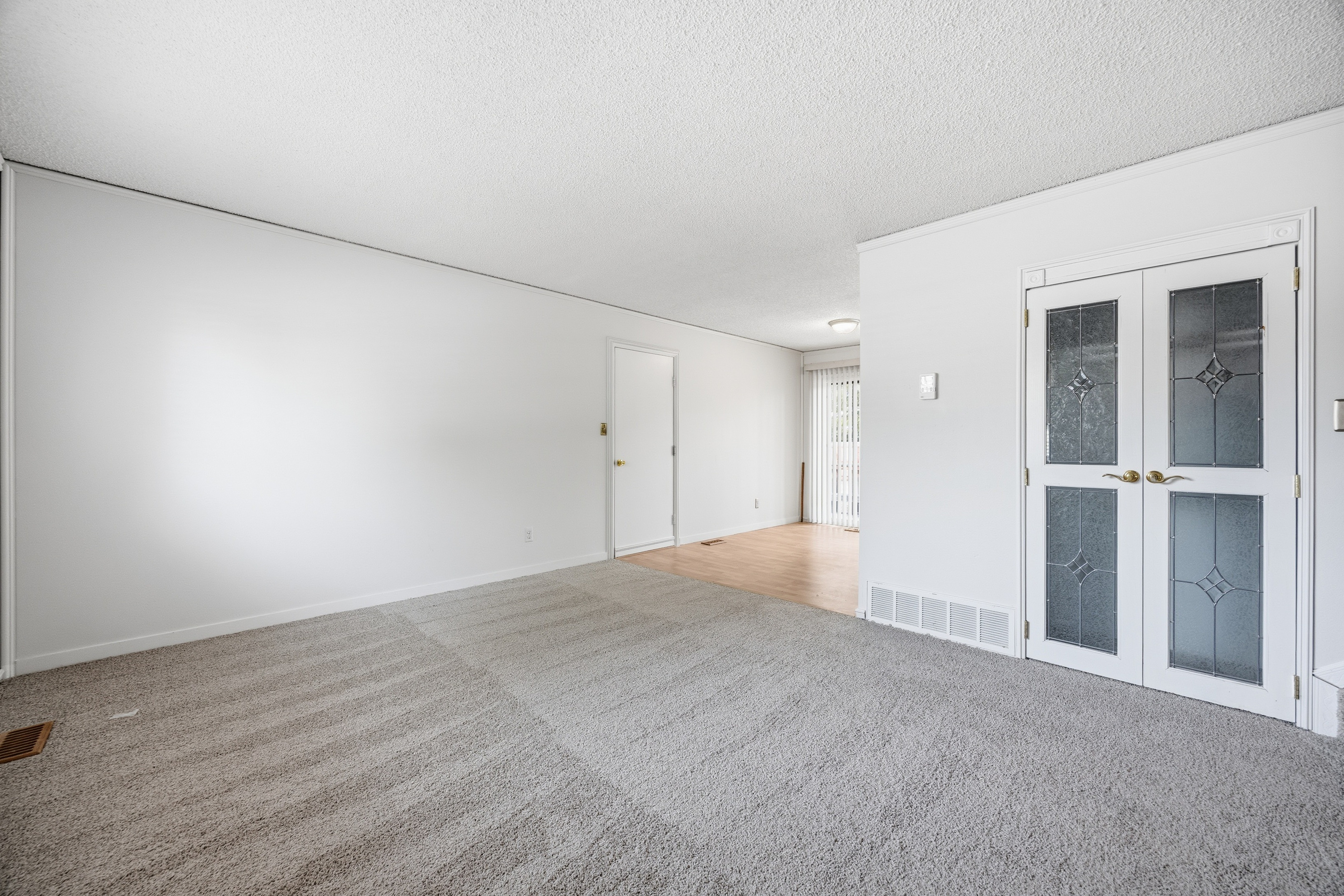 Photo 6 of 34 of 3045 Zephyr Dr, Colorado Springs, CO