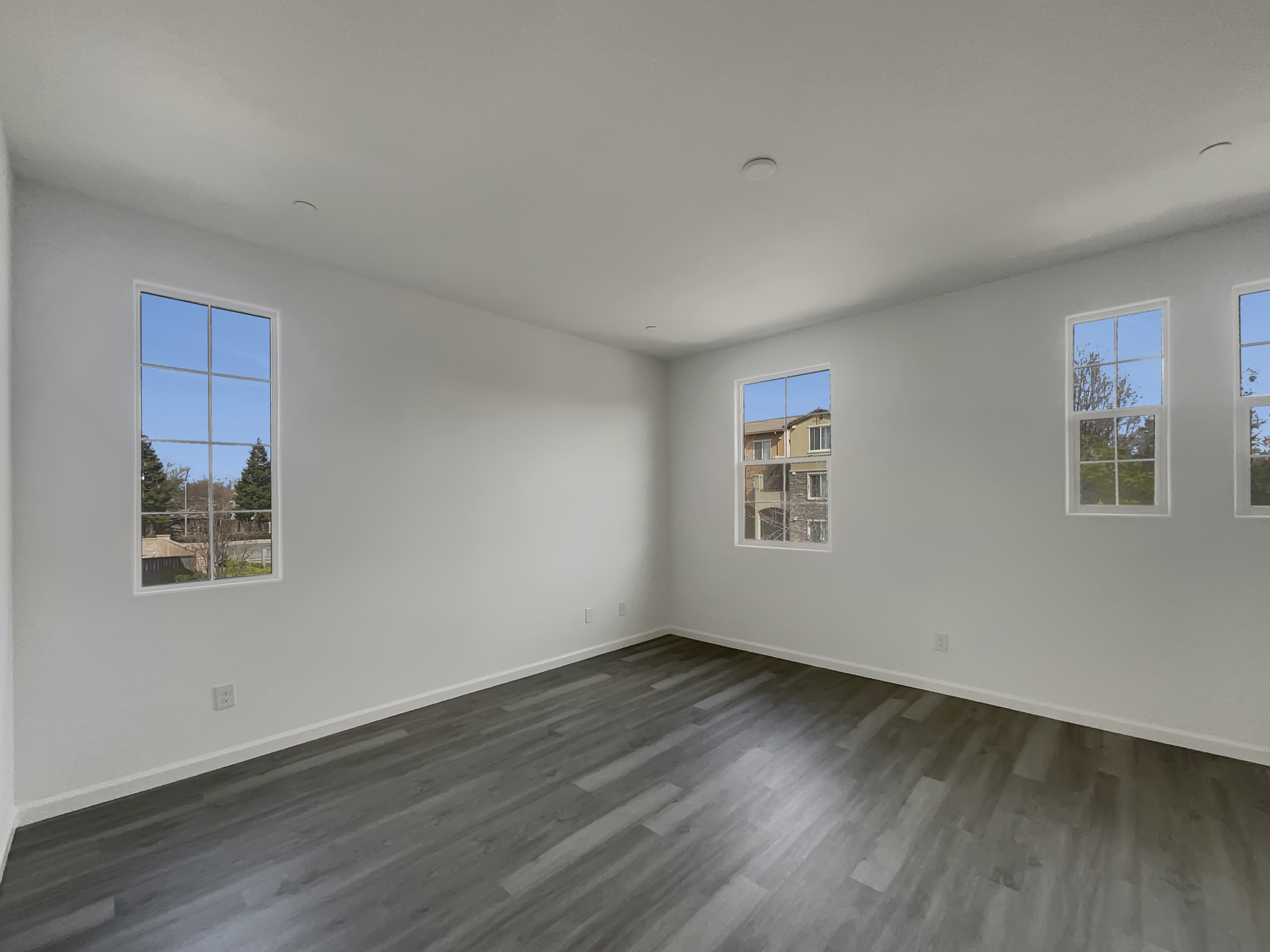 Photo 27 of 43 of 4579 Juneberry Dr, Sacramento, CA