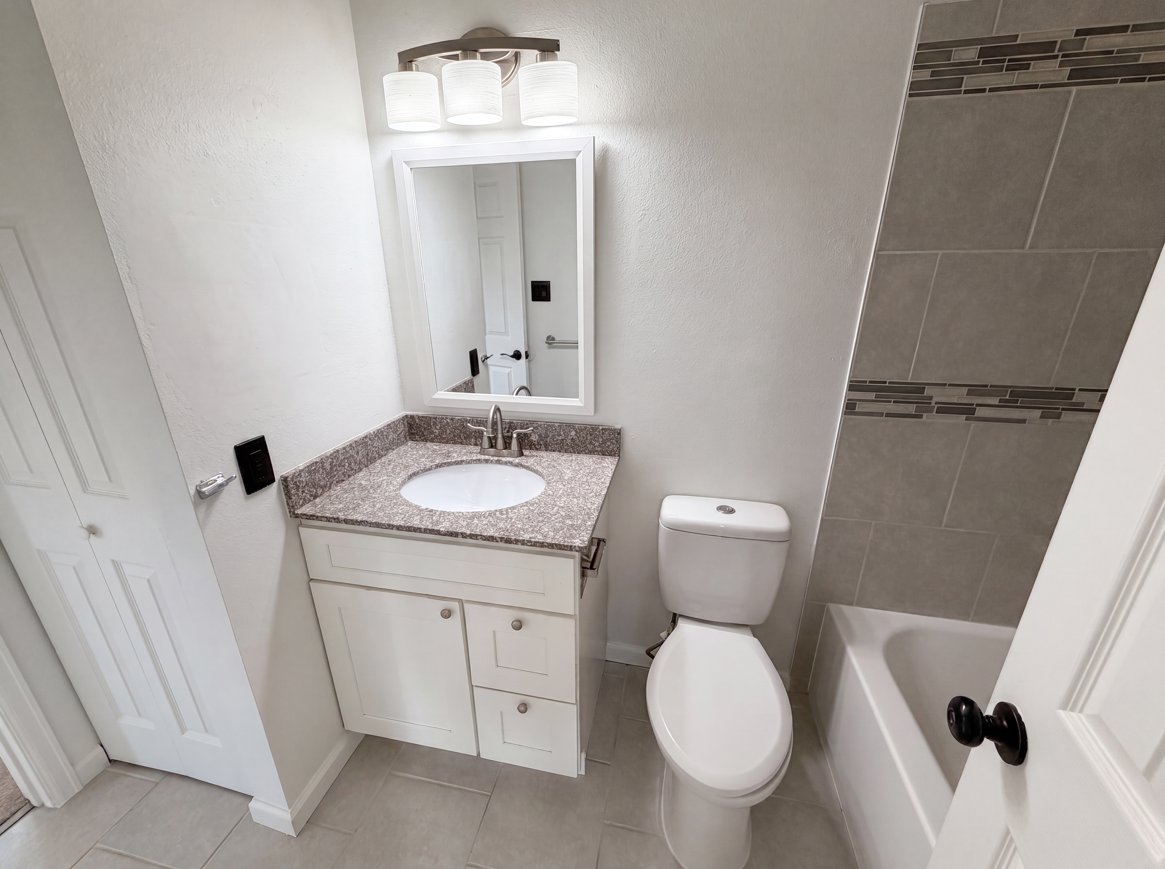 Photo 16 of 28 of 11835 Lincoln St, Northglenn, CO