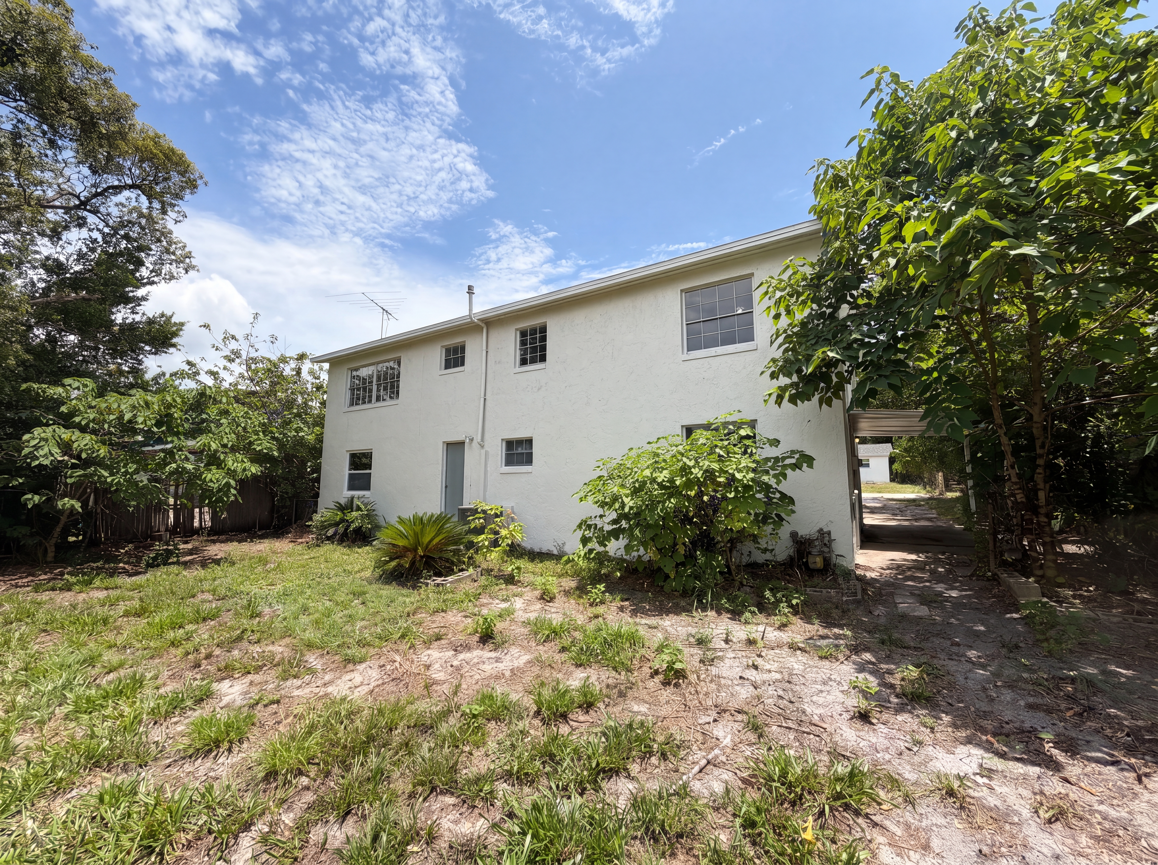 Photo 24 of 26 of 333 E Chelsea St, Deland, FL