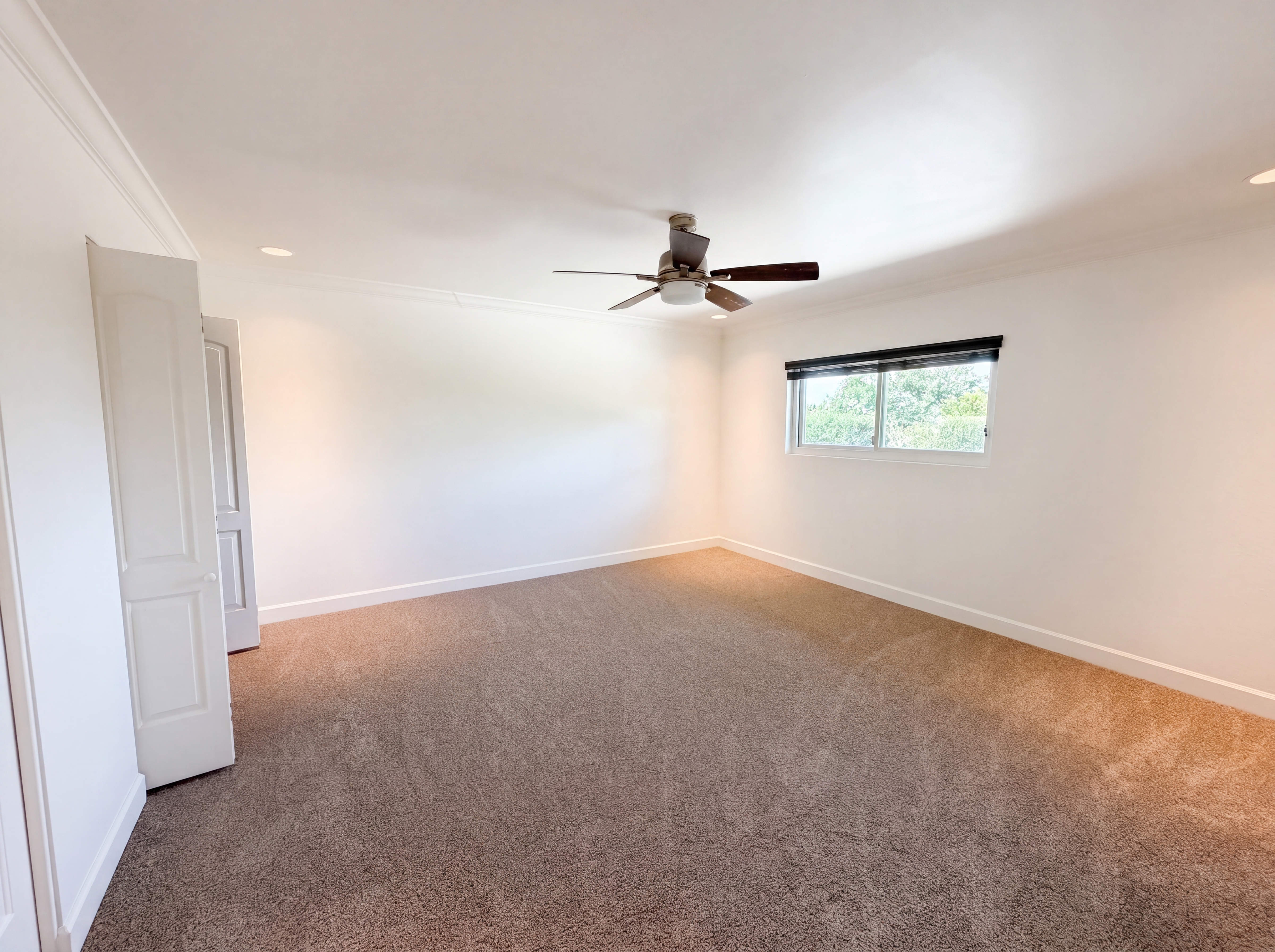 Photo 14 of 34 of 2244 E Nicolet Ave, Phoenix, AZ