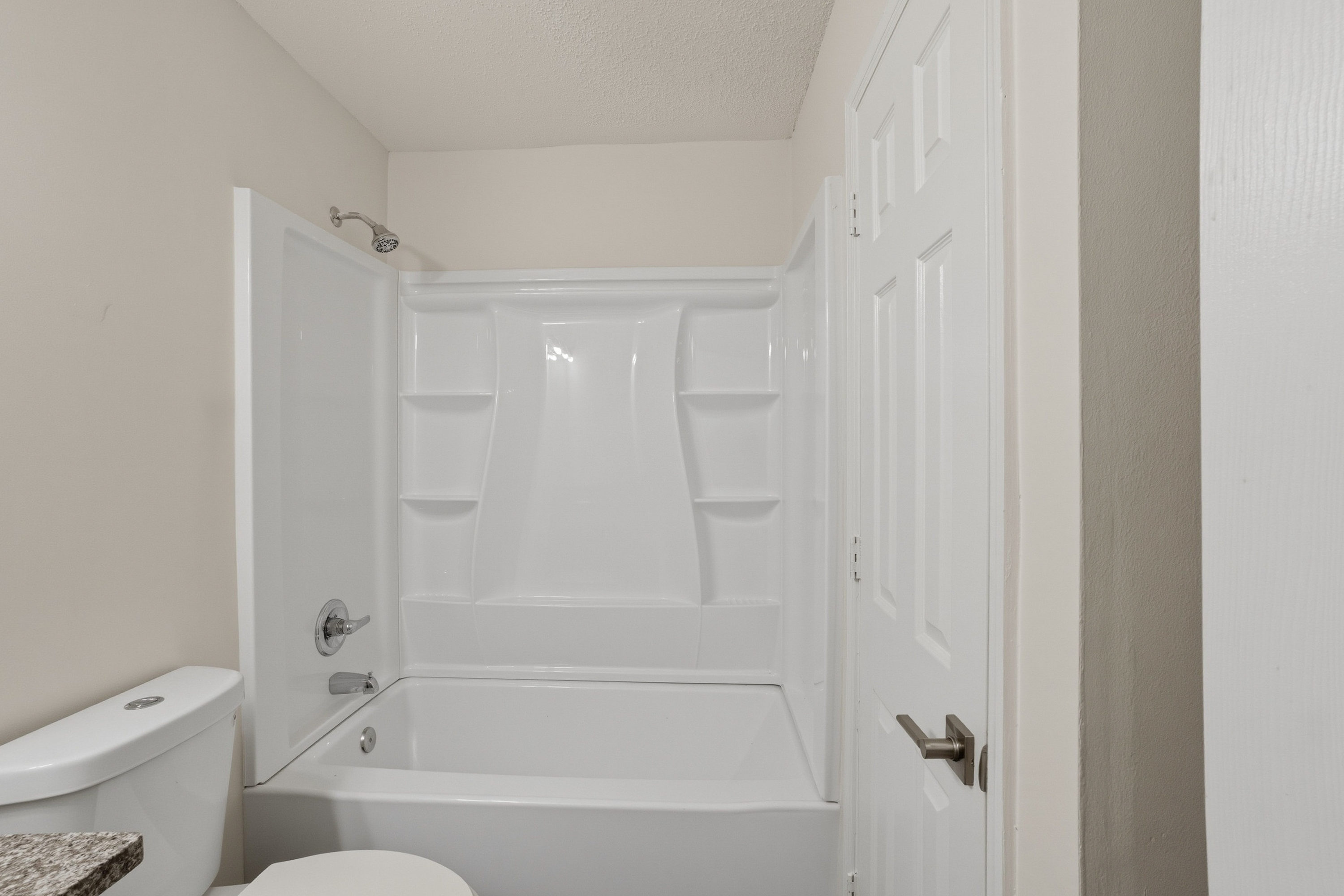 Photo 23 of 32 of 3318 Maison Ct, Lithonia, GA