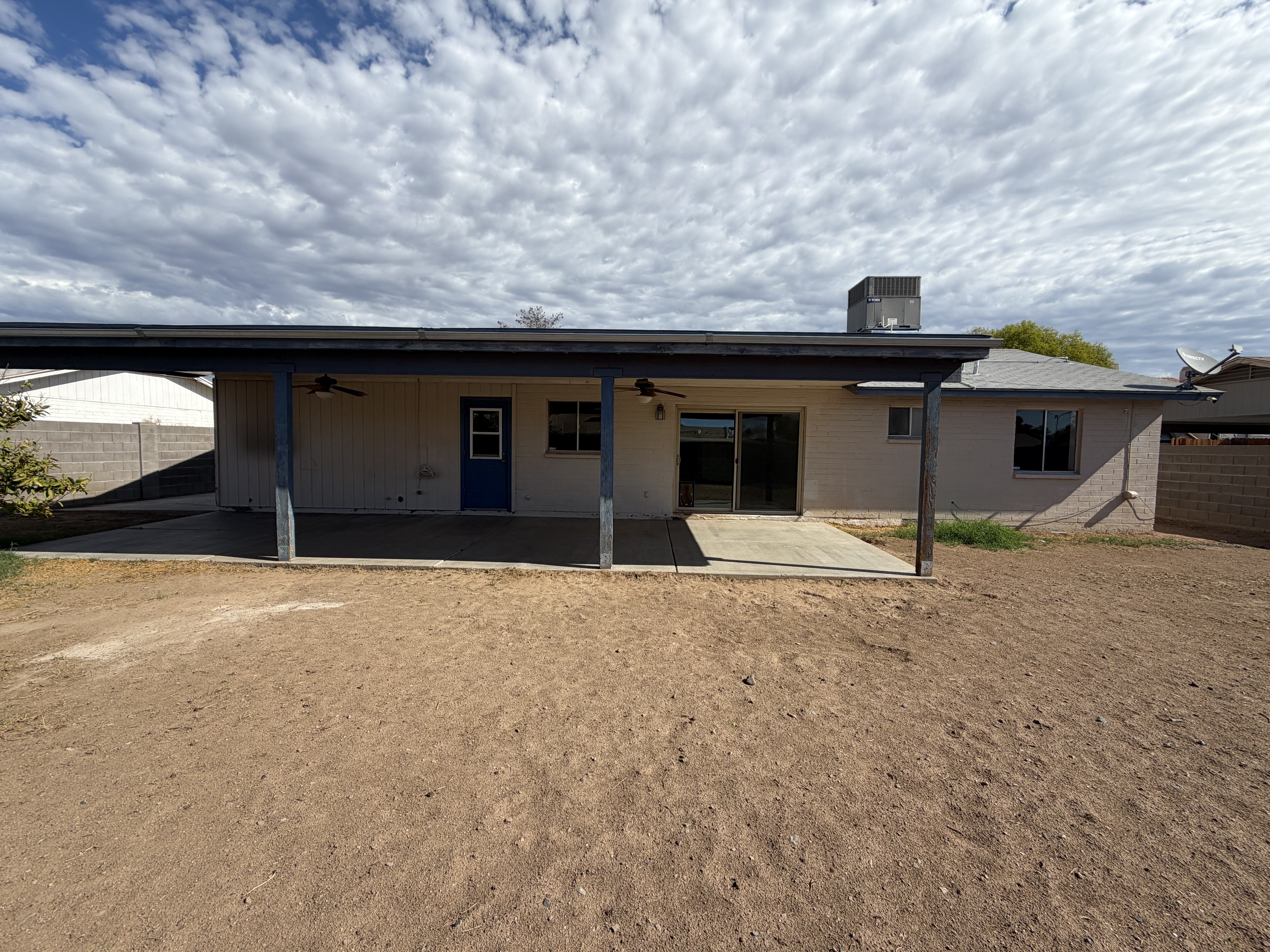 Photo 23 of 27 of 1413 W Behrend Dr, Phoenix, AZ