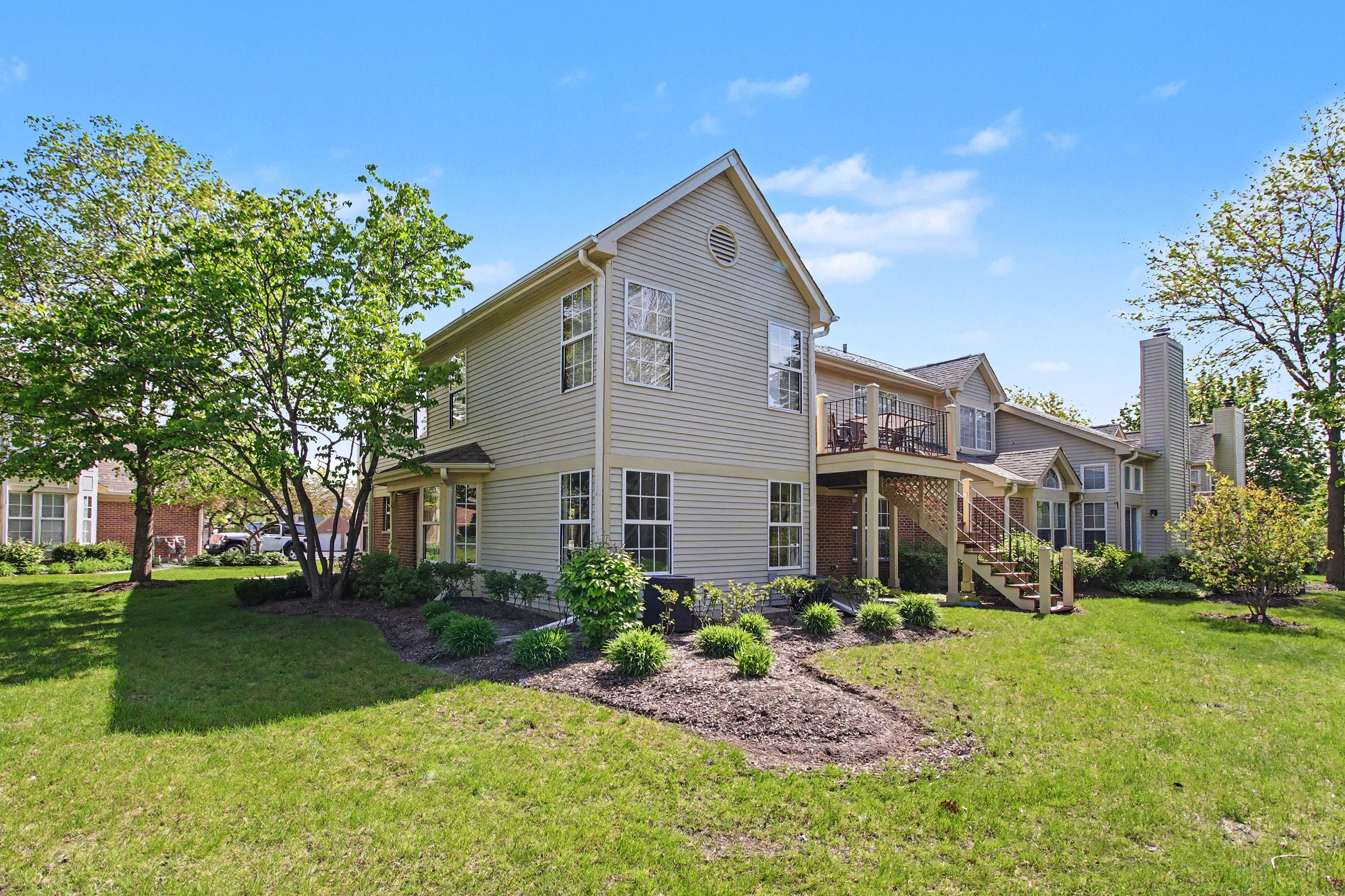 Photo 12 of 13 of 530A Pembrook Ct S, Crystal Lake, IL