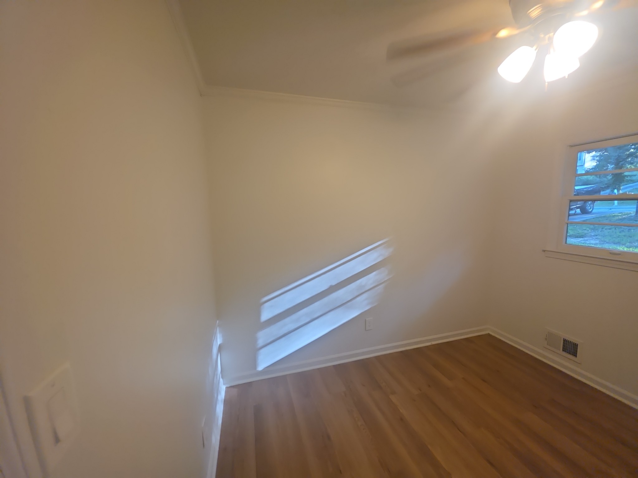 Photo 9 of 33 of 6489 N Sweetwater Rd, Lithia Springs, GA