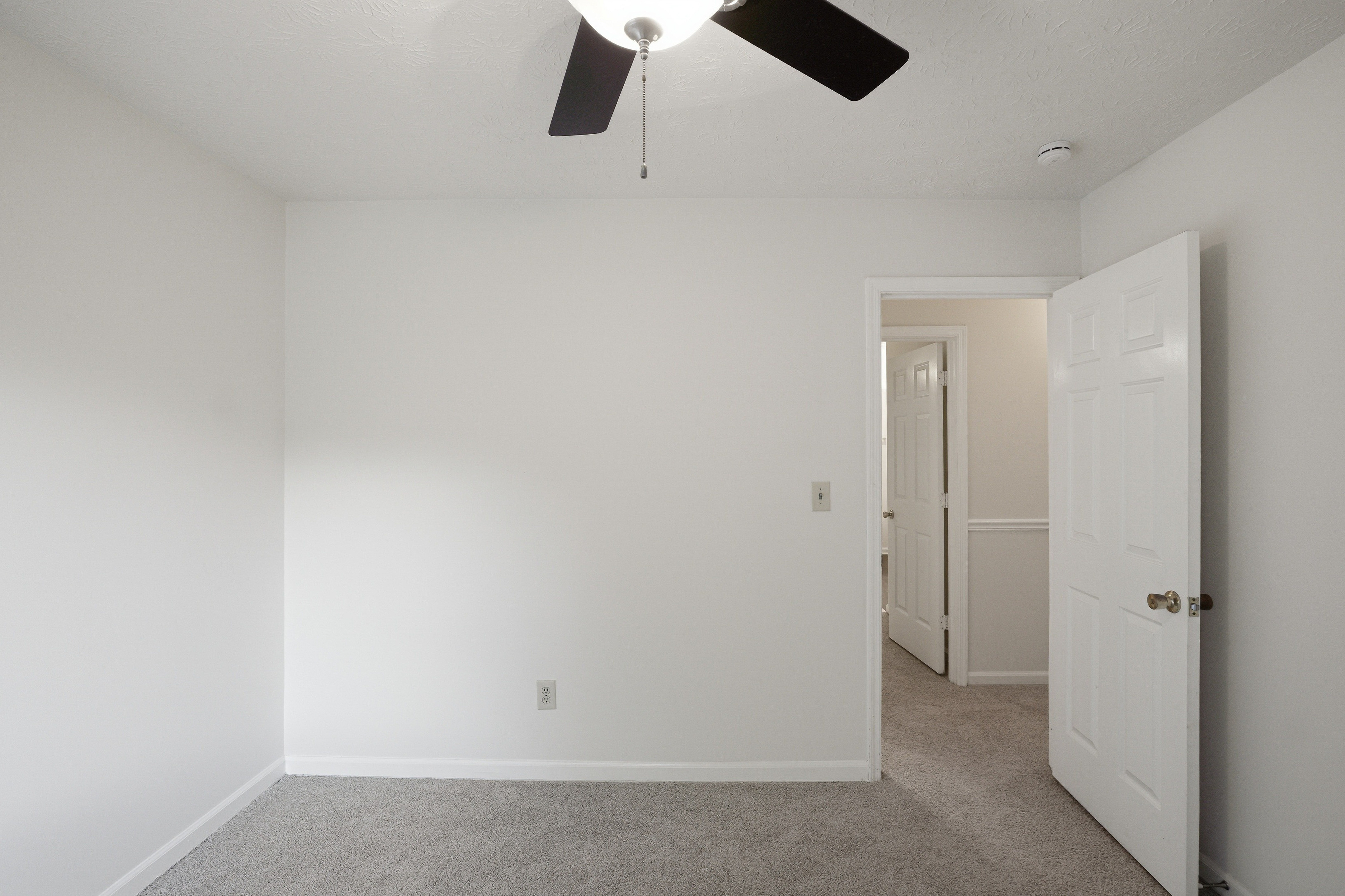 Photo 15 of 33 of 140 Forrest Brook Dr, Palmetto, GA