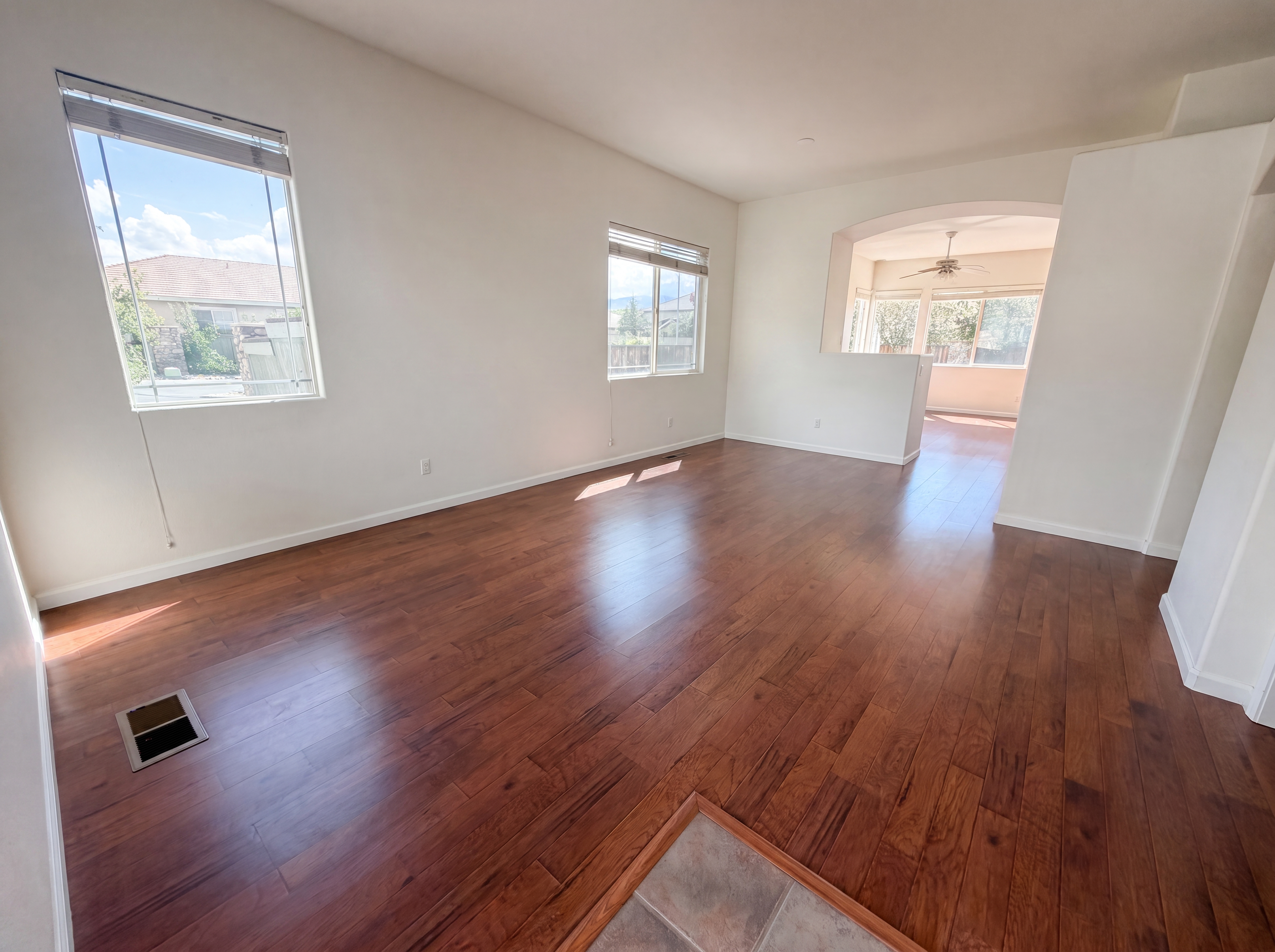 Photo 4 of 22 of 9889 Northrup Dr, Reno, NV