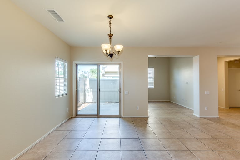 Photo 4 of 26 - 8351 W Vernon Ave, Phoenix, AZ 85037