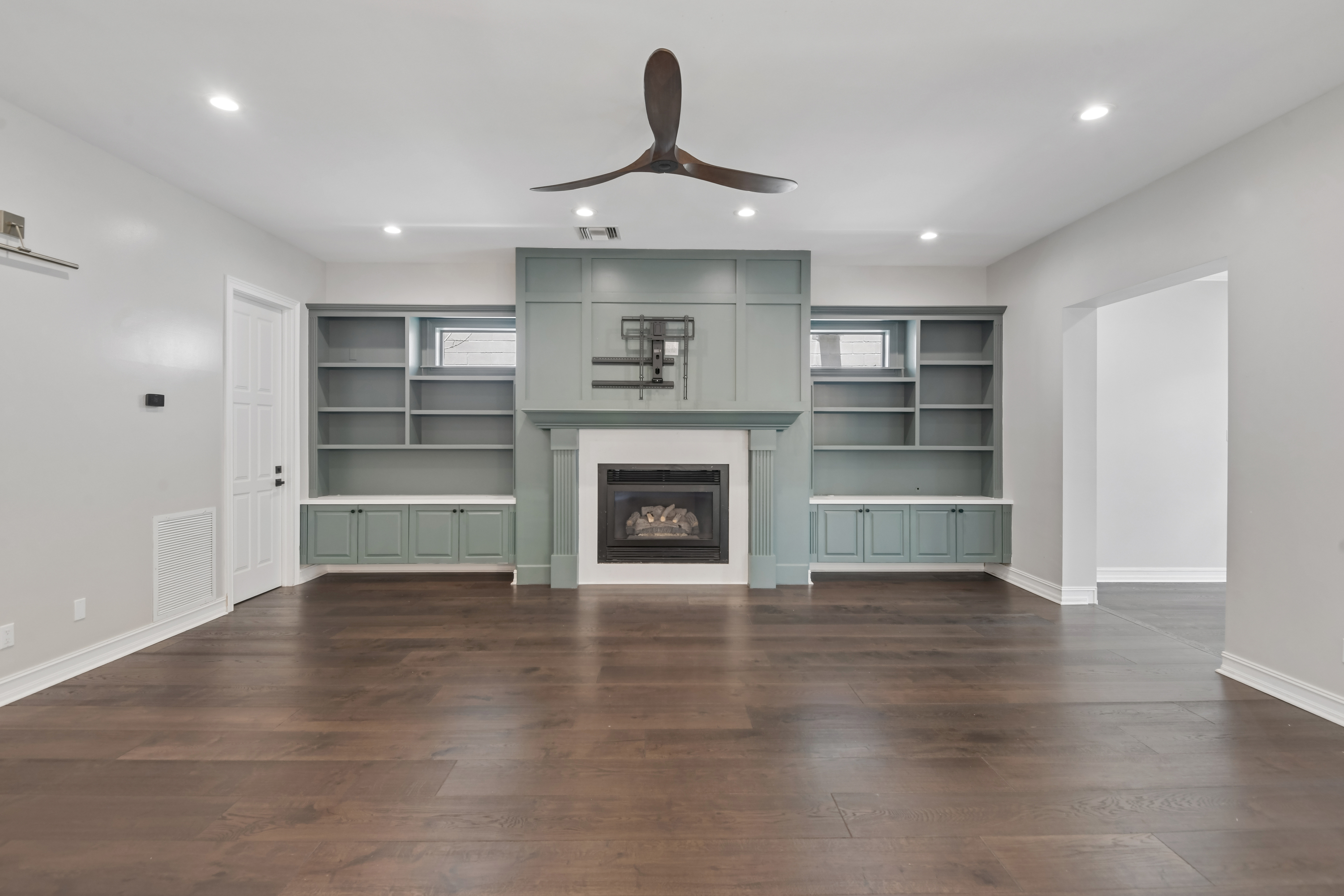 Photo 41 of 62 of 5105 W Neptune Way, Tampa, FL