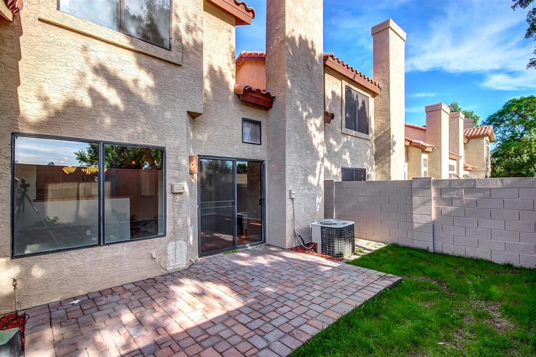 Photo 5 of 23 - 1109 W Mango Dr, Gilbert, AZ 85233