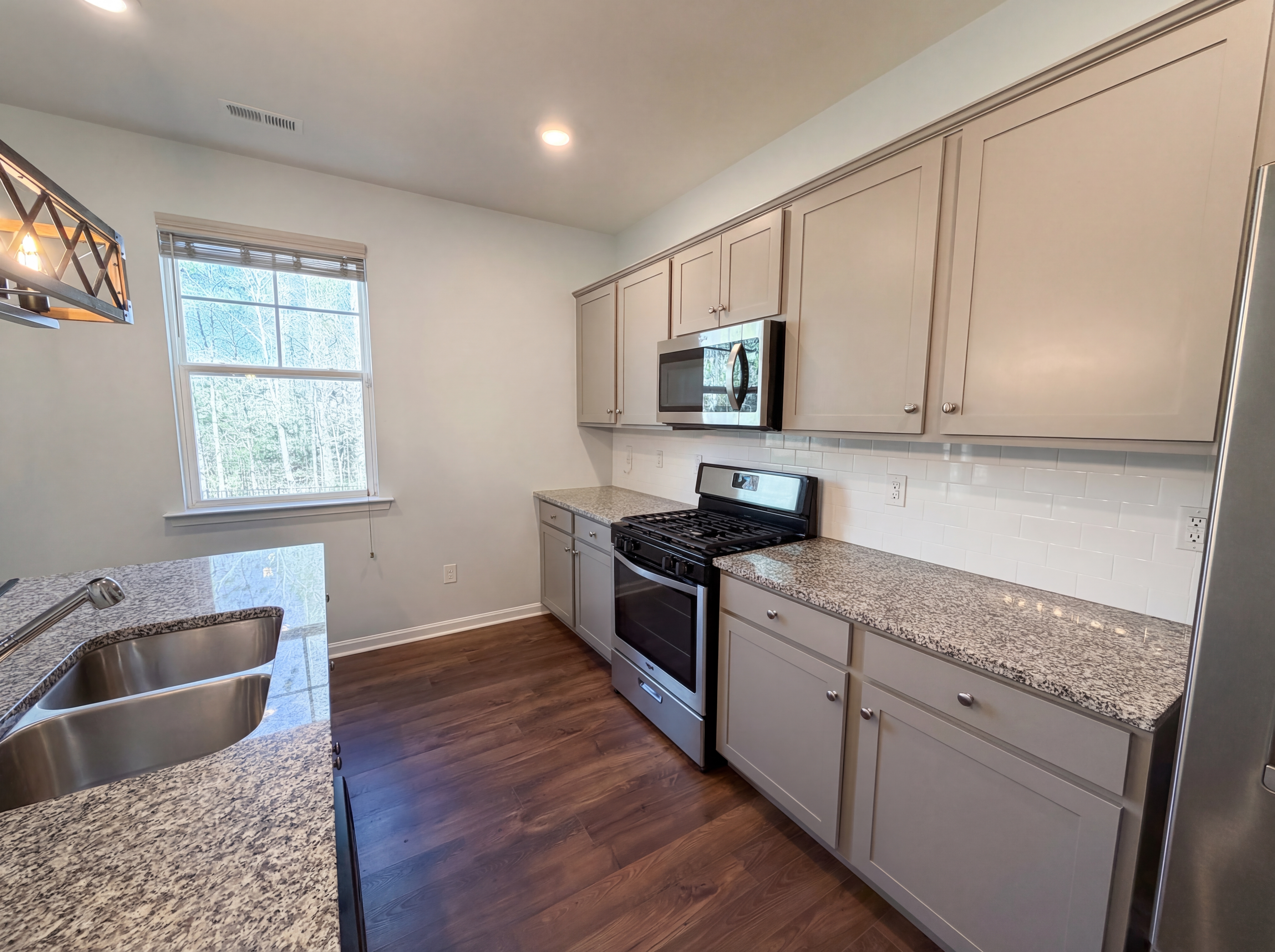 Photo 16 of 22 of 6454 Faulkner Dr, North Chesterfield, VA