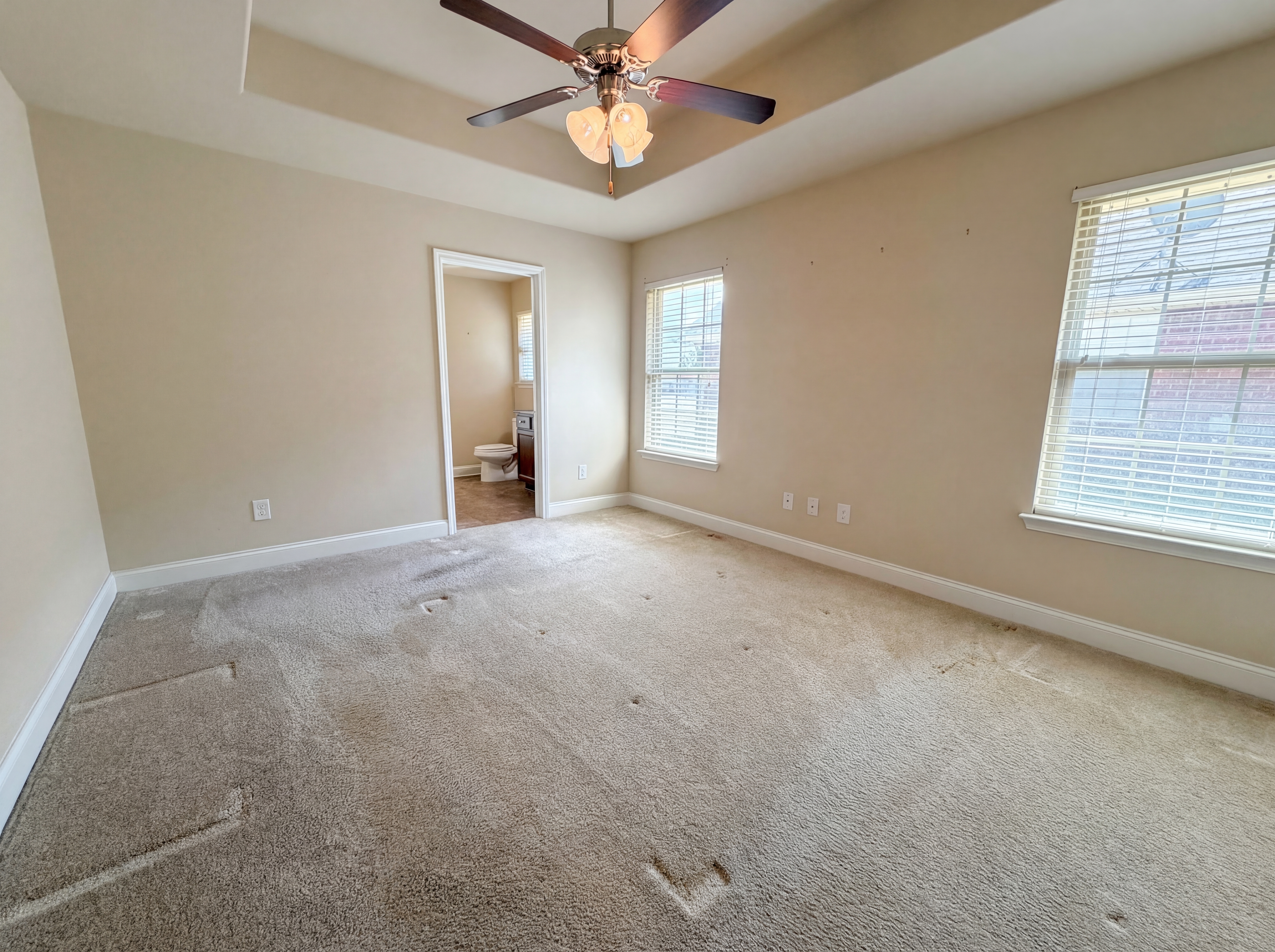 Photo 4 of 17 of 316 Vincent St, Alabaster, AL