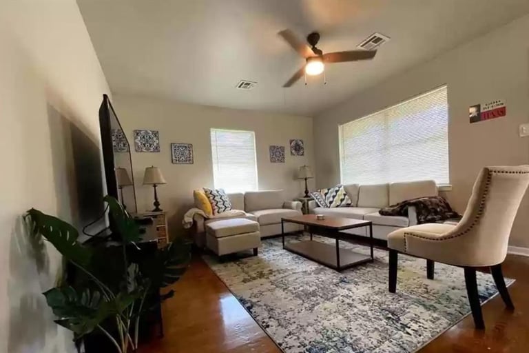 119 Avenue H, Sugar Land, TX 77498 | Opendoor
