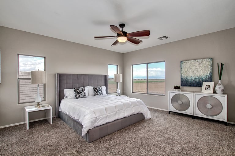 Photo 16 of 30 - 33811 N Slate Creek Dr, San Tan Valley, AZ 85143