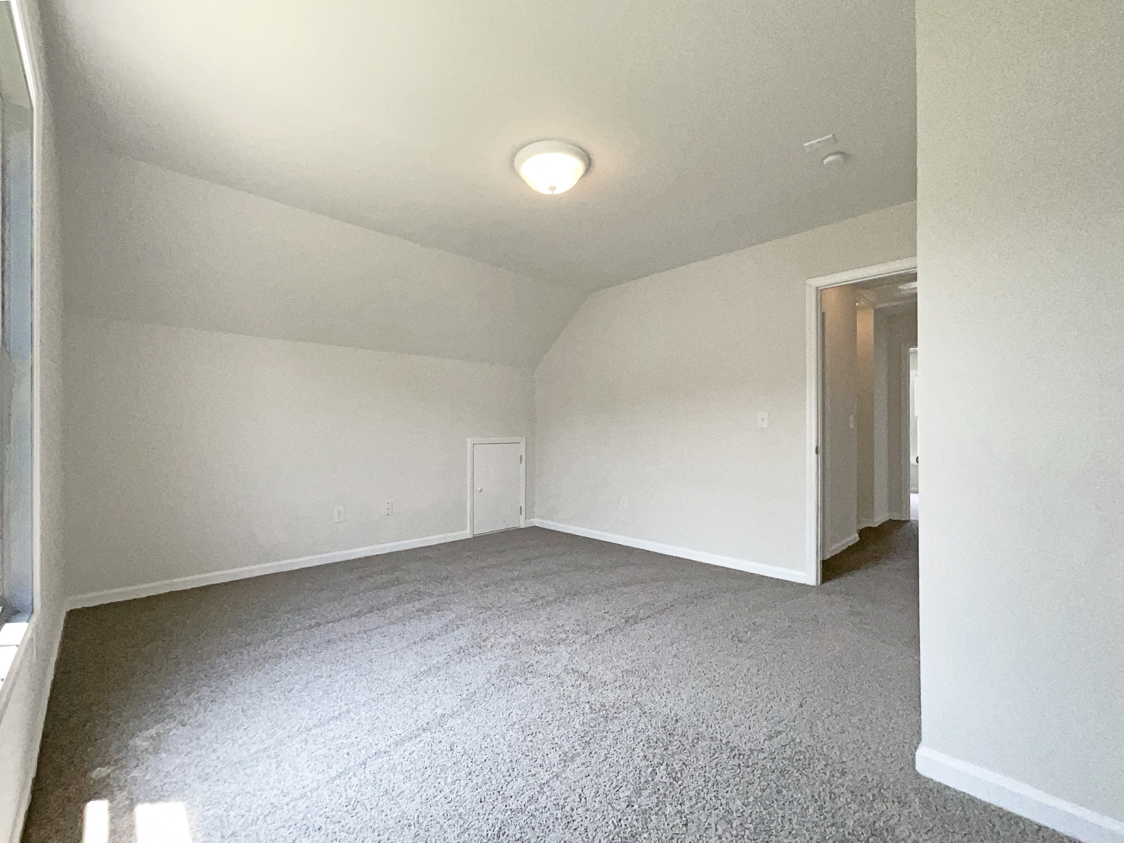 Photo 17 of 19 of 4025 Scofield Dr, Raleigh, NC