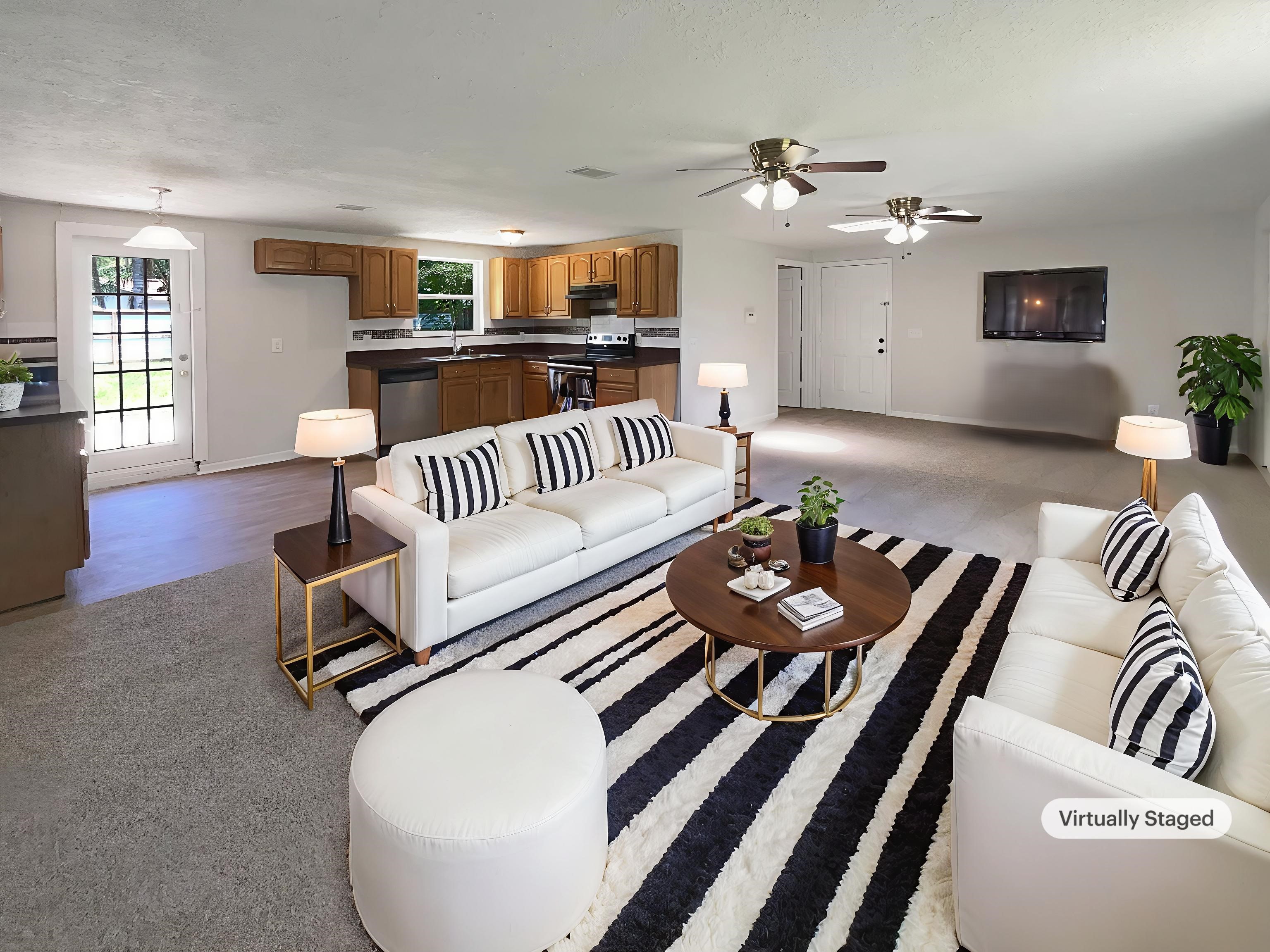Photo 2 of 19 of 2772 Commanche Ave, Orange Park, FL
