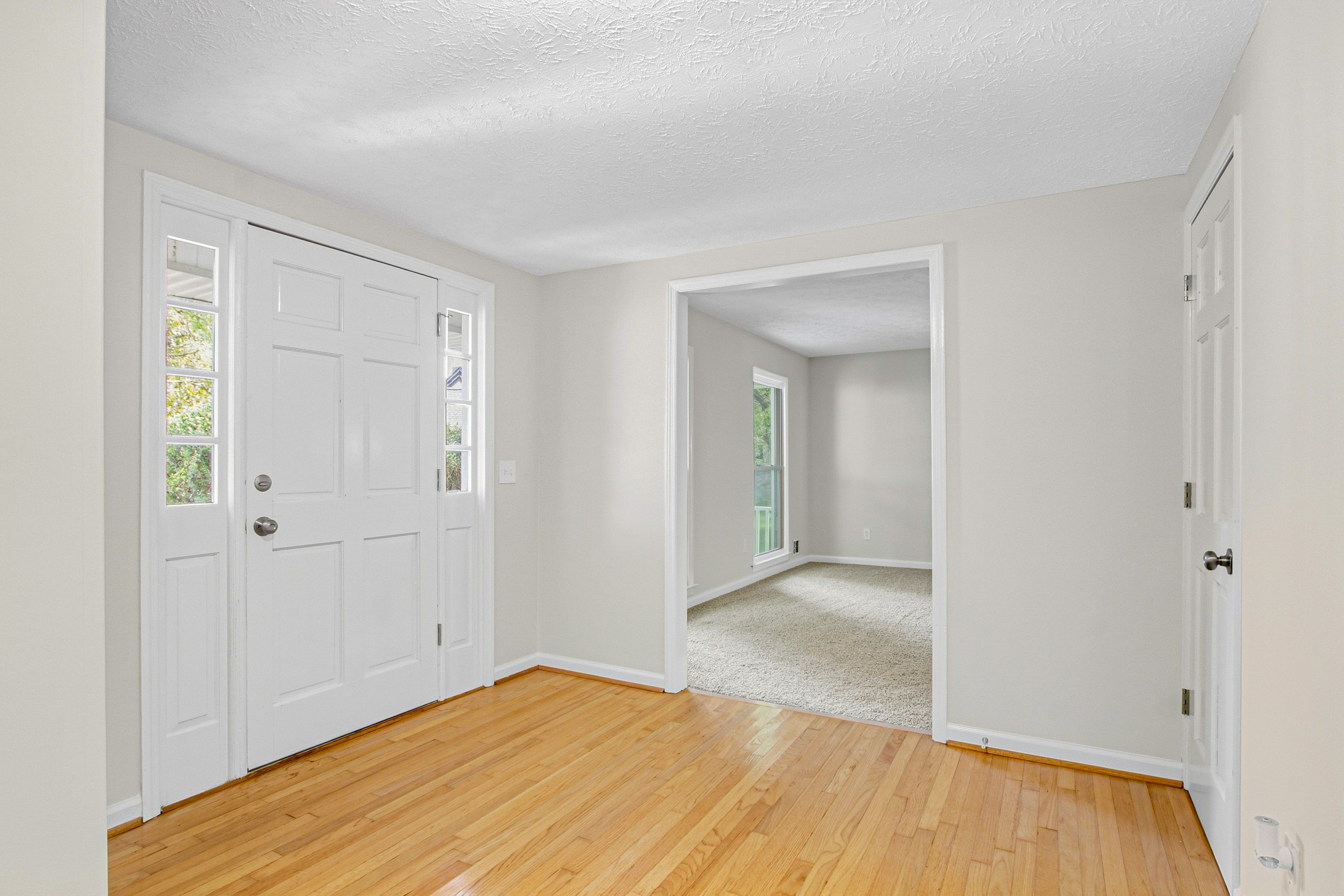 Photo 12 of 45 of 2215 Angela Dr SW, Lilburn, GA