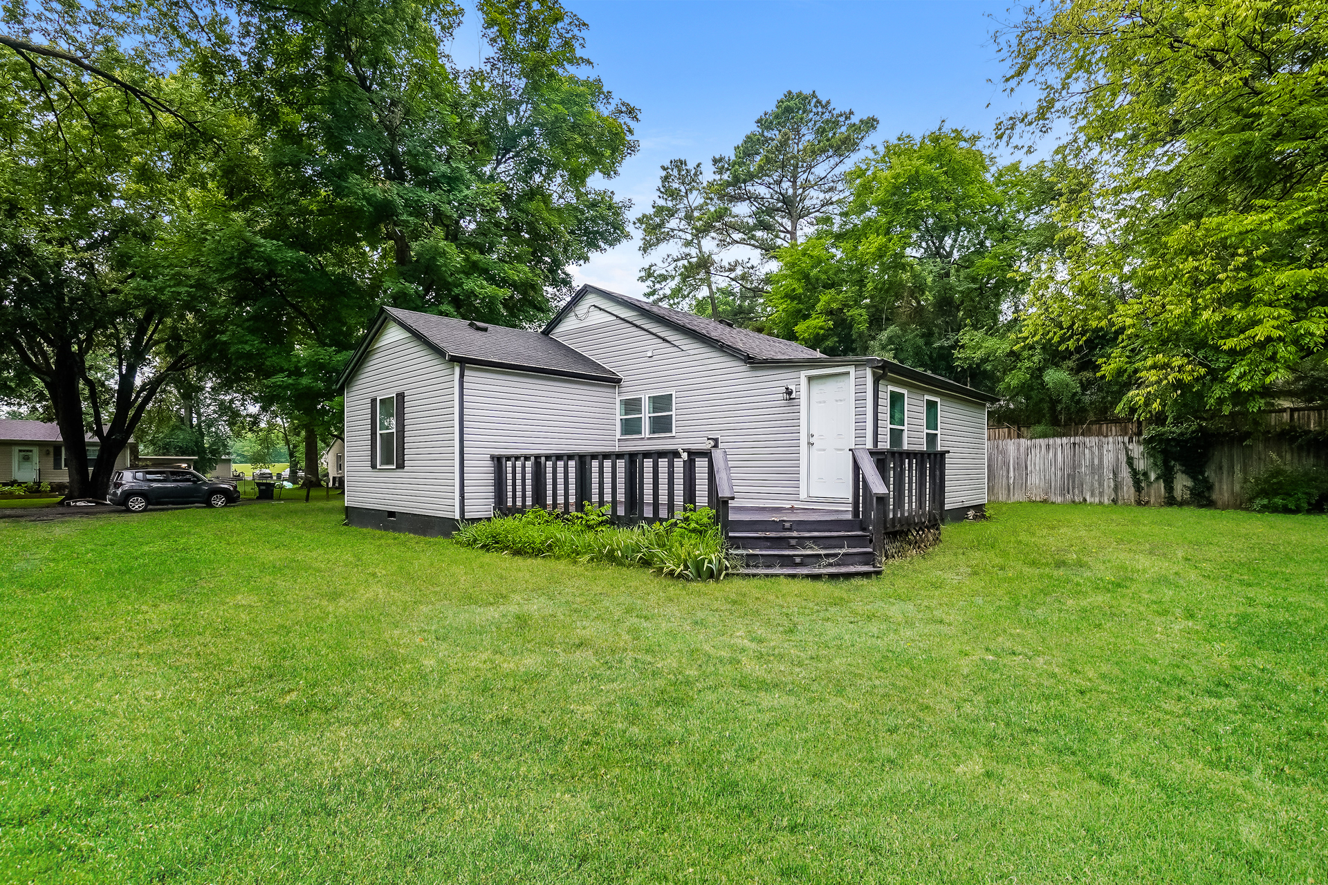 Photo 5 of 24 of 120 White St, Hopkinsville, KY