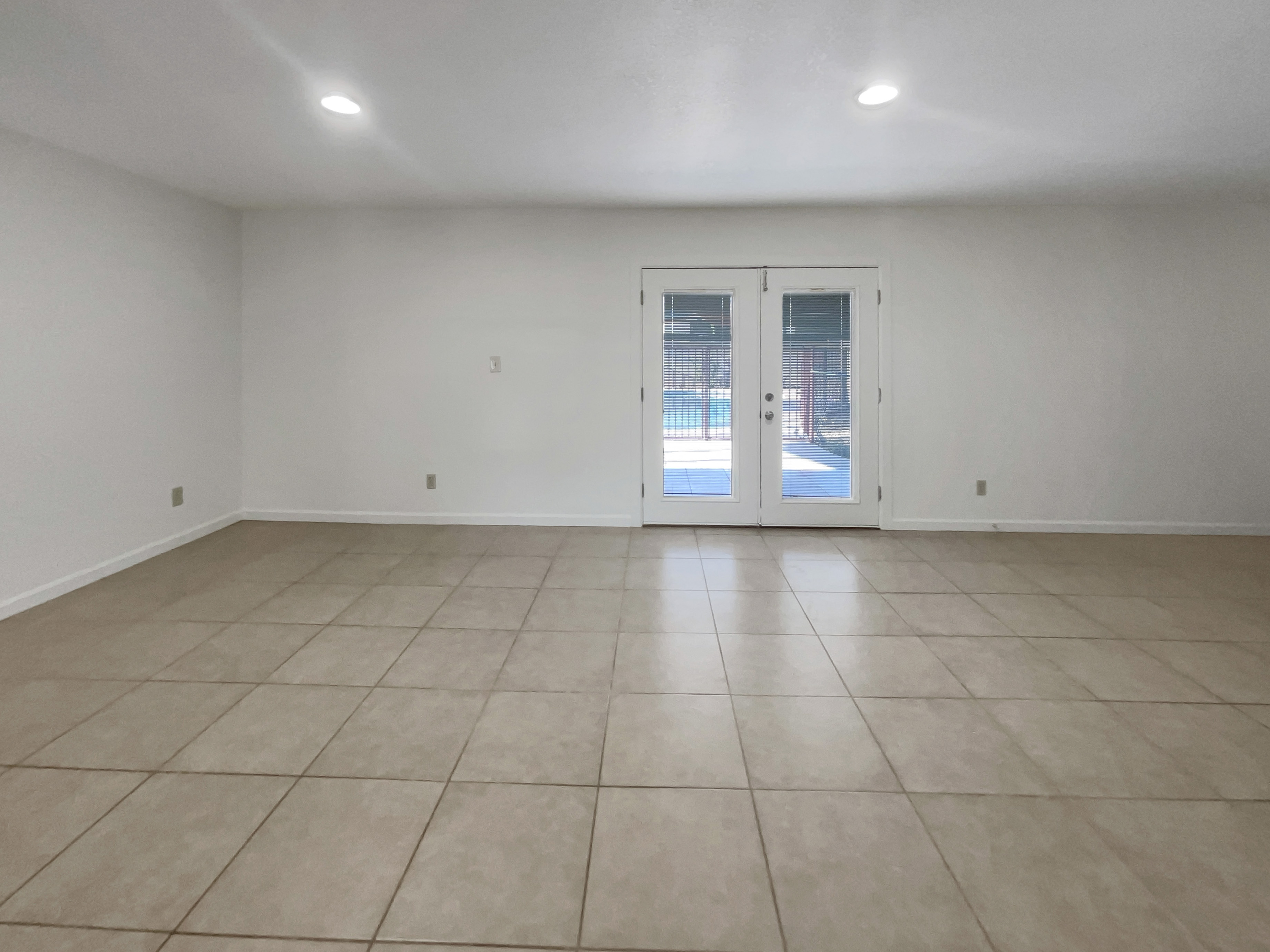 Photo 3 of 26 of 1105 W Anderson Dr, Phoenix, AZ