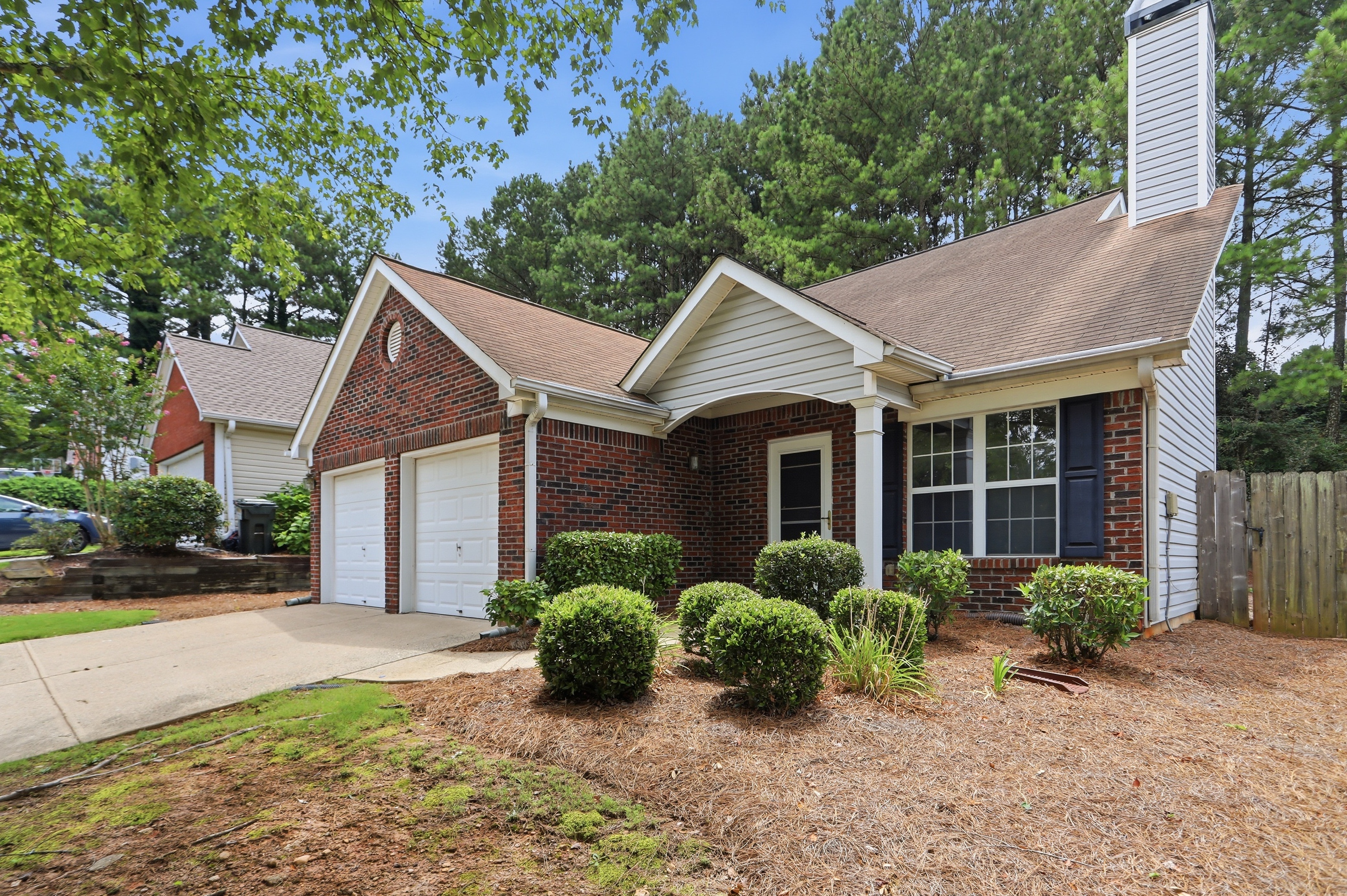 Photo 21 of 26 of 307 Parkview Pl, Woodstock, GA