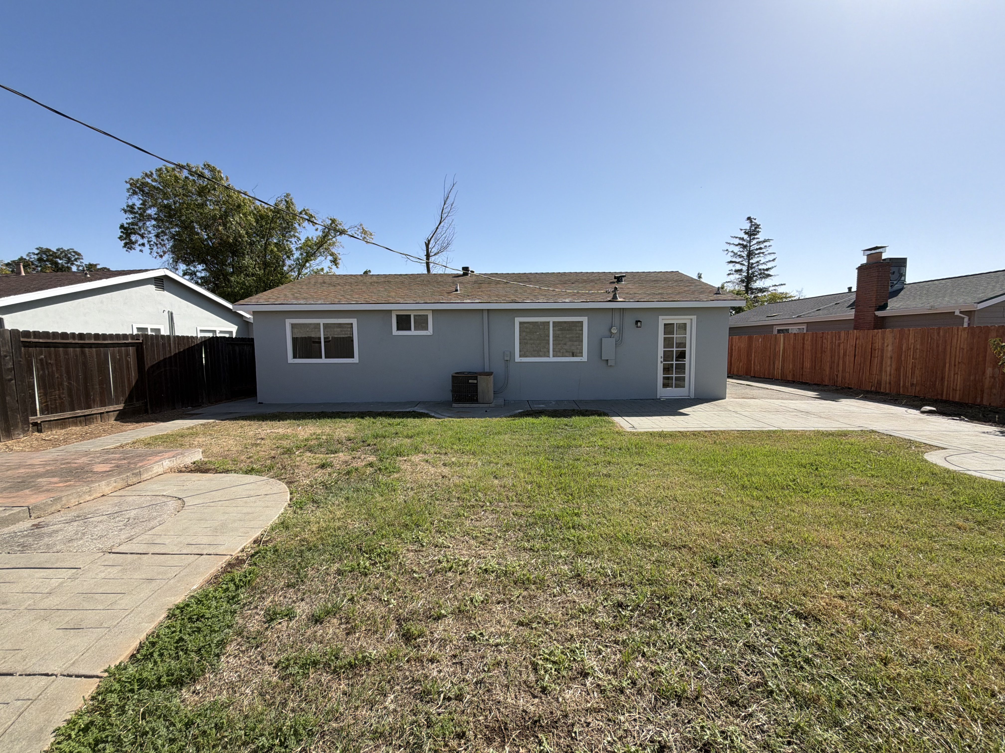 Photo 15 of 20 of 10605 Olson Dr, Rancho Cordova, CA