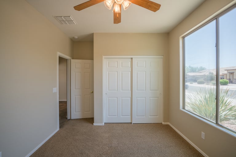Photo 25 of 33 - 16966 W Bradford Way, Surprise, AZ 85374