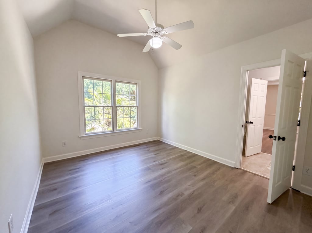 Photo 16 of 22 of 12209 Willingdon Rd, Huntersville, NC