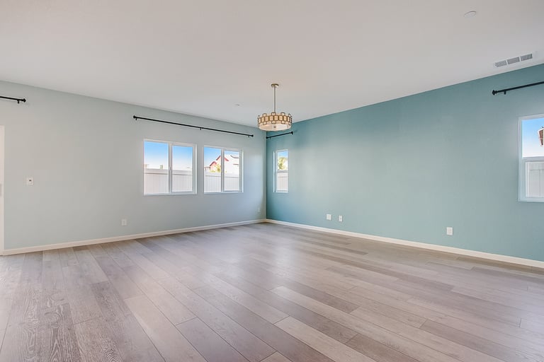 Photo 11 of 30 - 1321 Harvest Glen Way, Sacramento, CA 95834