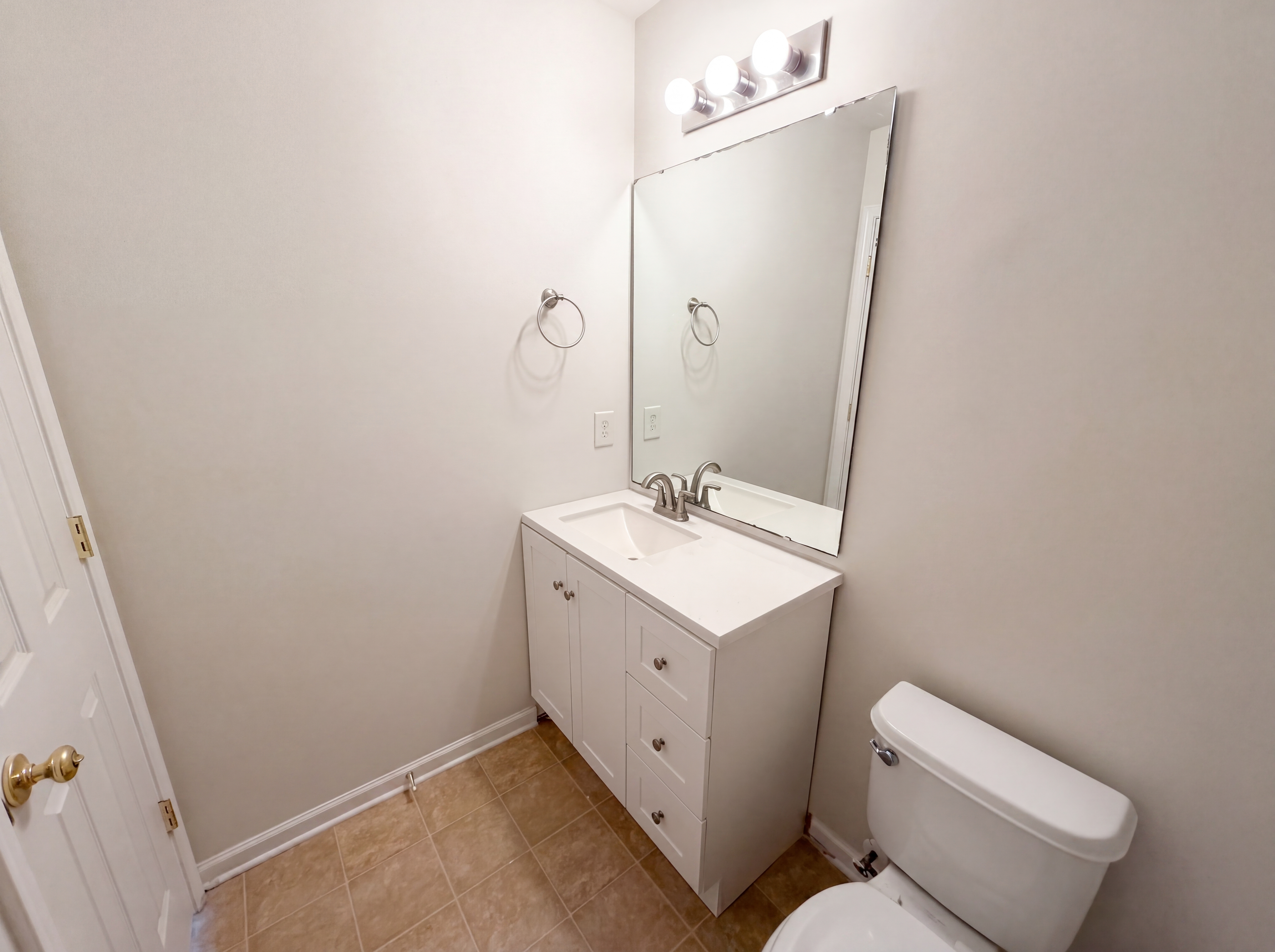 Photo 13 of 21 of 10114 Ballyclare Ct, Charlotte, NC