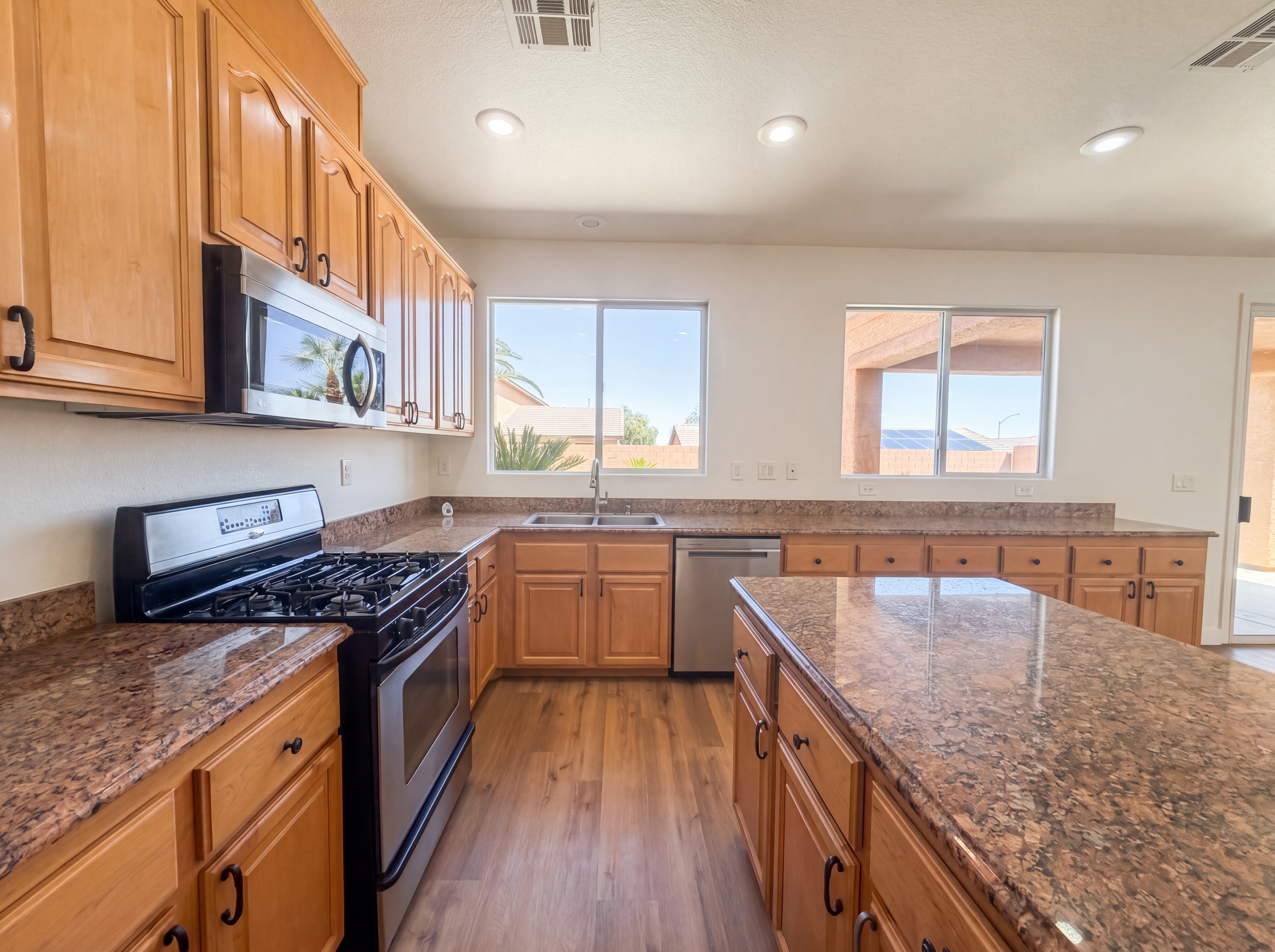 Photo 11 of 24 of 6224 Silver Edge St, North Las Vegas, NV