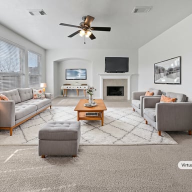 Property photo 2 of 15215 Wooded Field Trl
