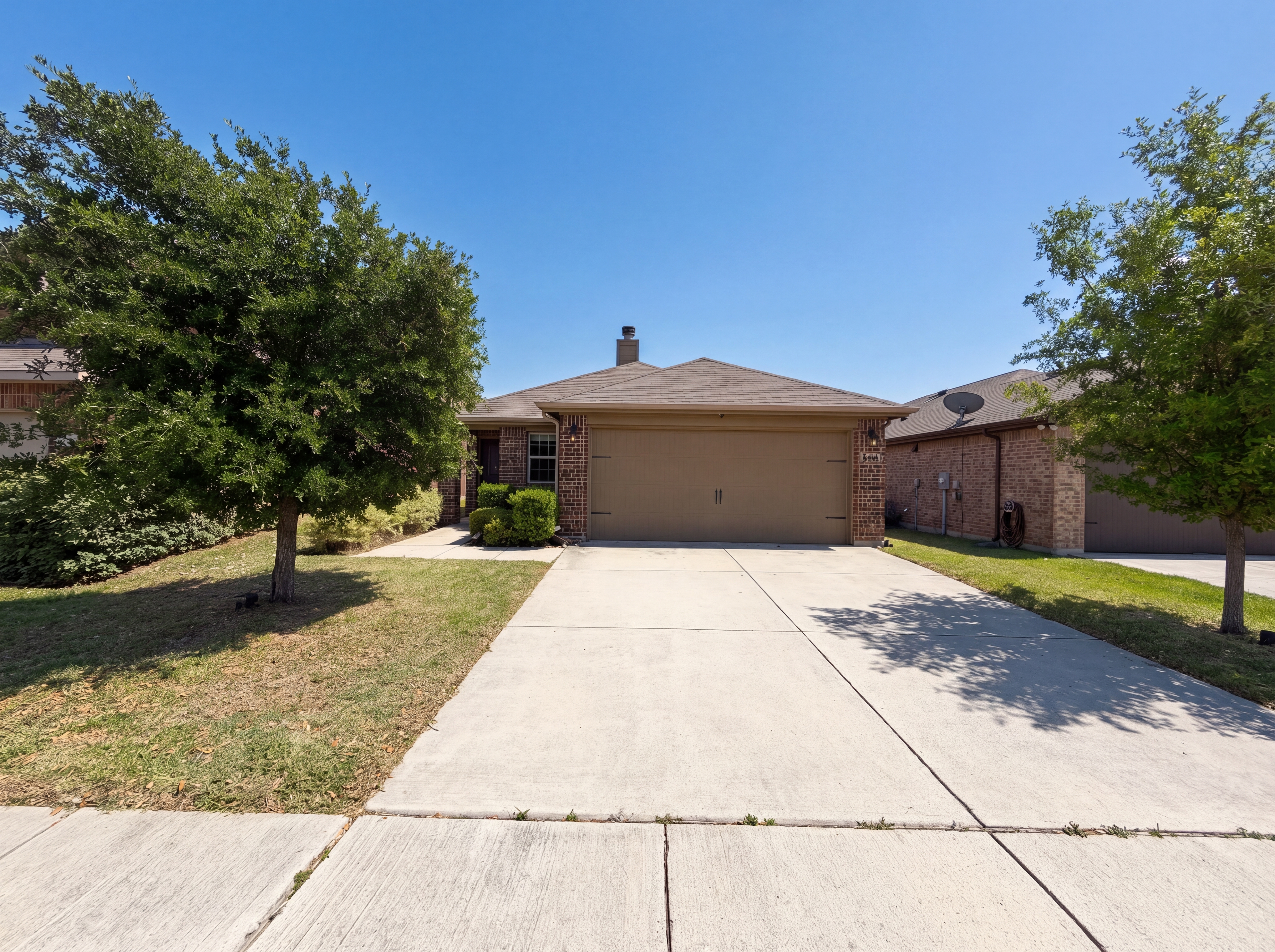 Photo 14 of 16 of 1704 River Oak Ln, Royse City, TX