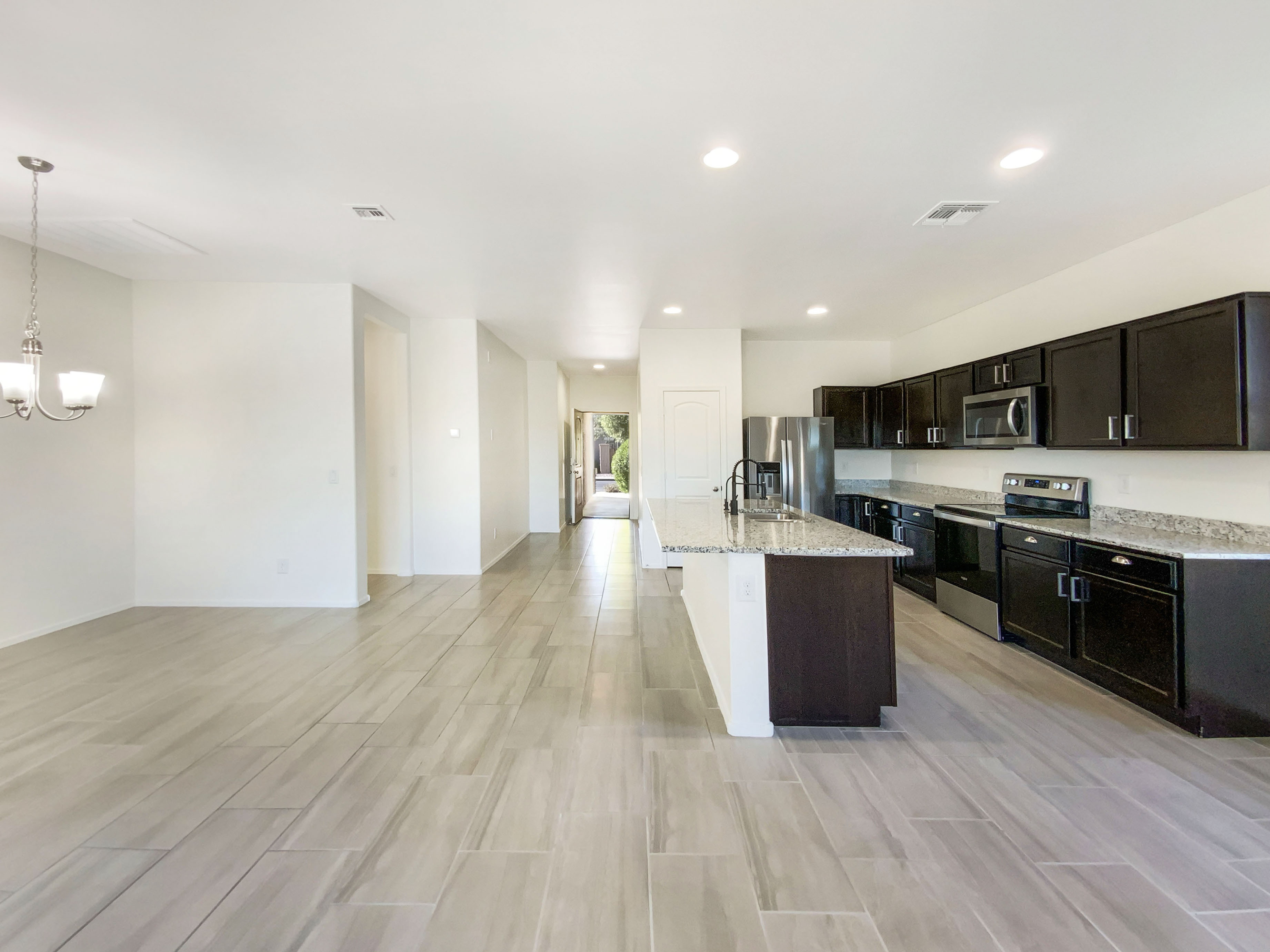 Photo 6 of 20 of 1752 N Hubbard St, Casa Grande, AZ