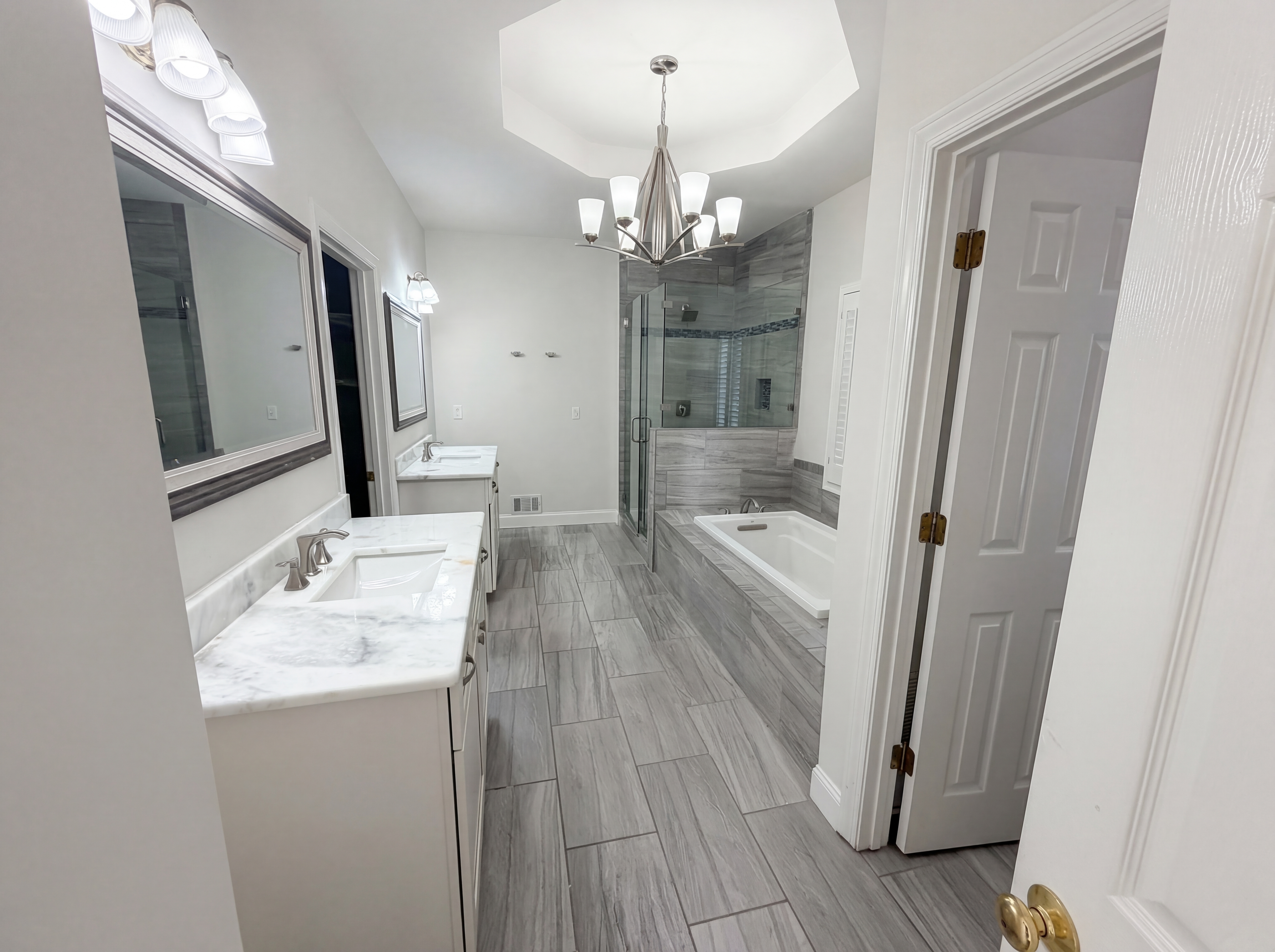 Photo 16 of 25 of 5011 Lake Holw, Douglasville, GA